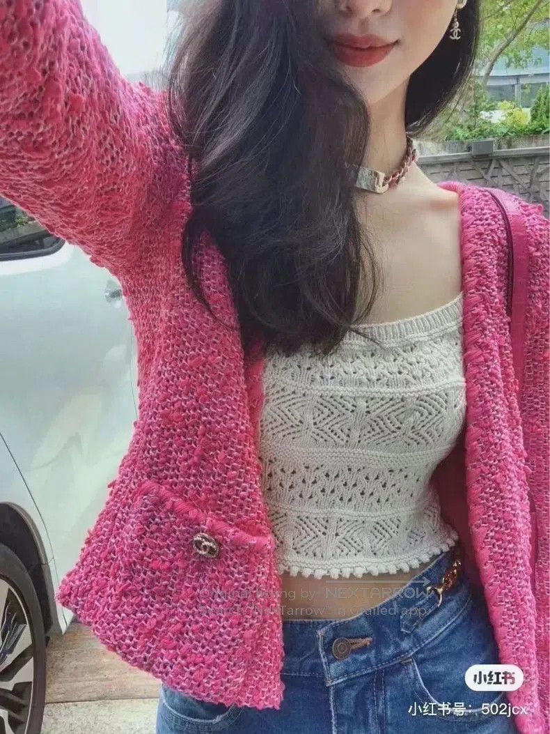 Chanel Chanel 21 early spring pink V-neck knitted jacket Size XS / US 0-2 / IT 36-38 - 8 Thumbnail