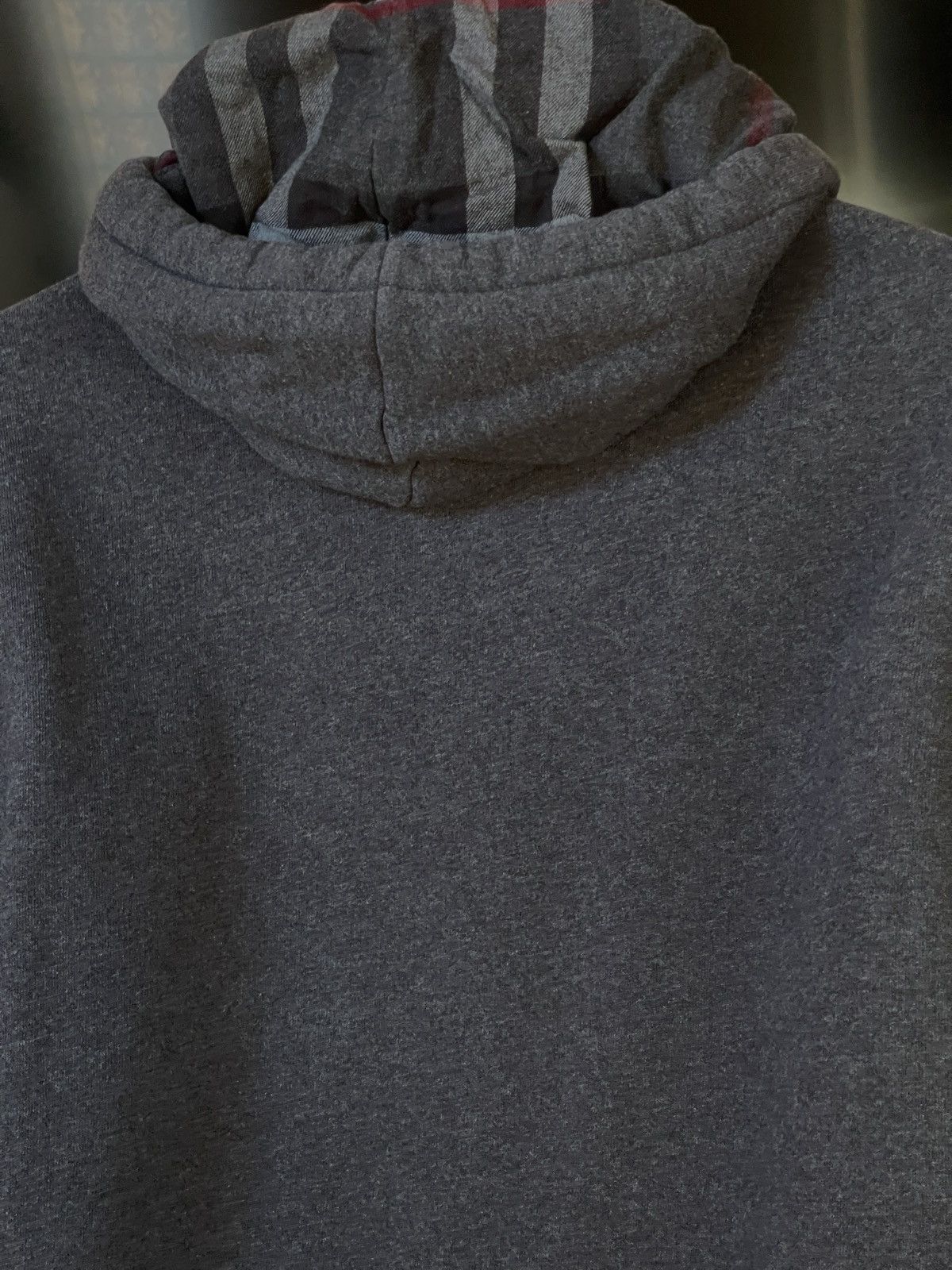Burberry BURBERRY ZIP UP HOODIE IN LARGE Size US L / EU 52-54 / 3 - 6 Thumbnail