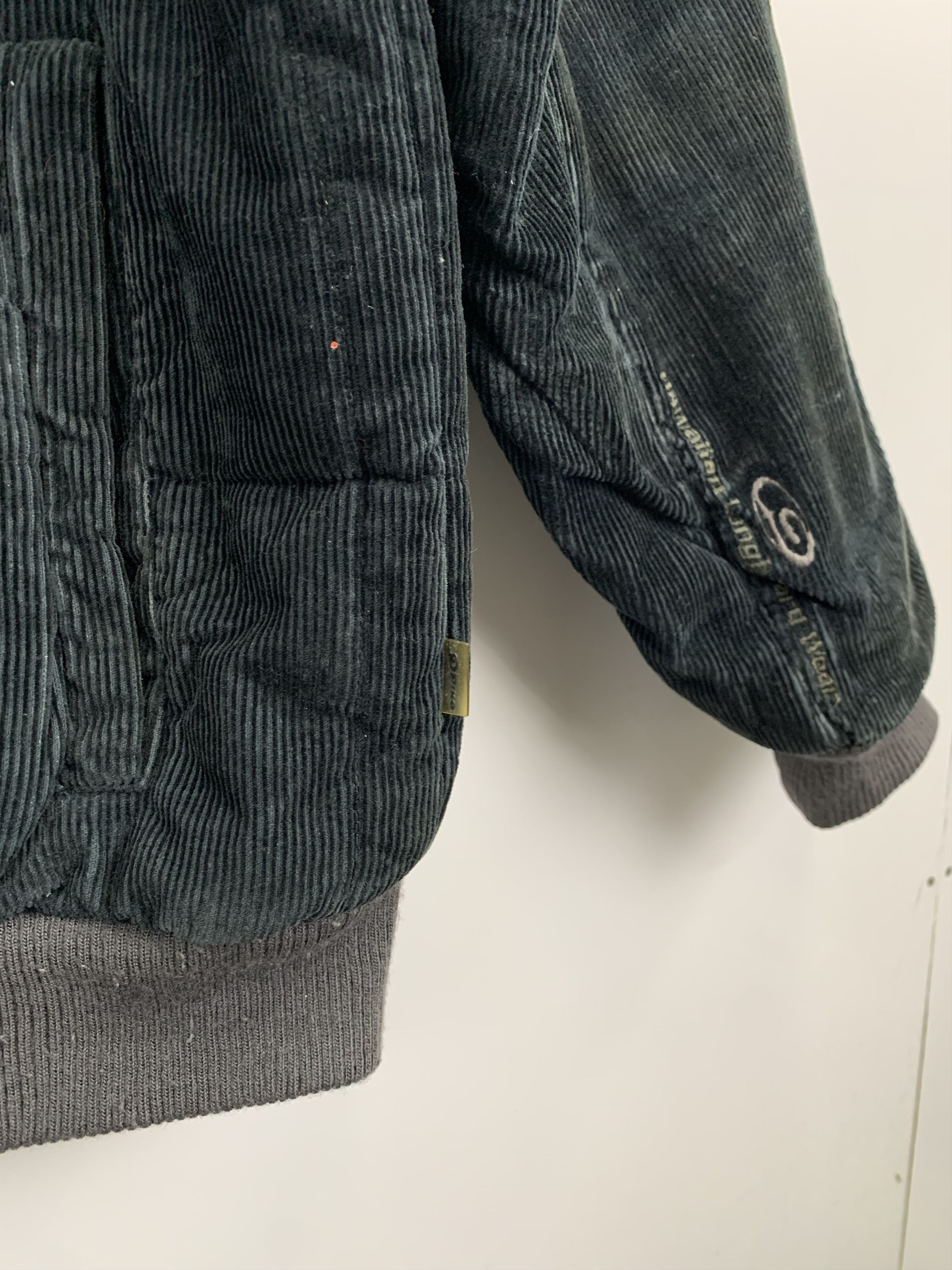 Vintage Vintage Piko Hawaiian Longboard Velvet Jacket J0921 Size US L / EU 52-54 / 3 - 11 Thumbnail