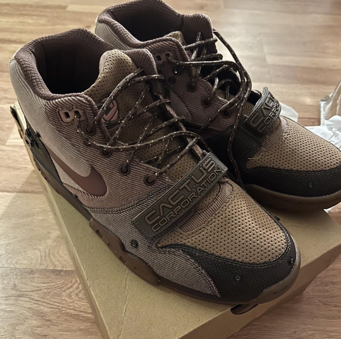 Nike × Travis Scott Nike Air Trainer 1 SP Travis Scott Size US 10 / EU 43 - 1 Thumbnail