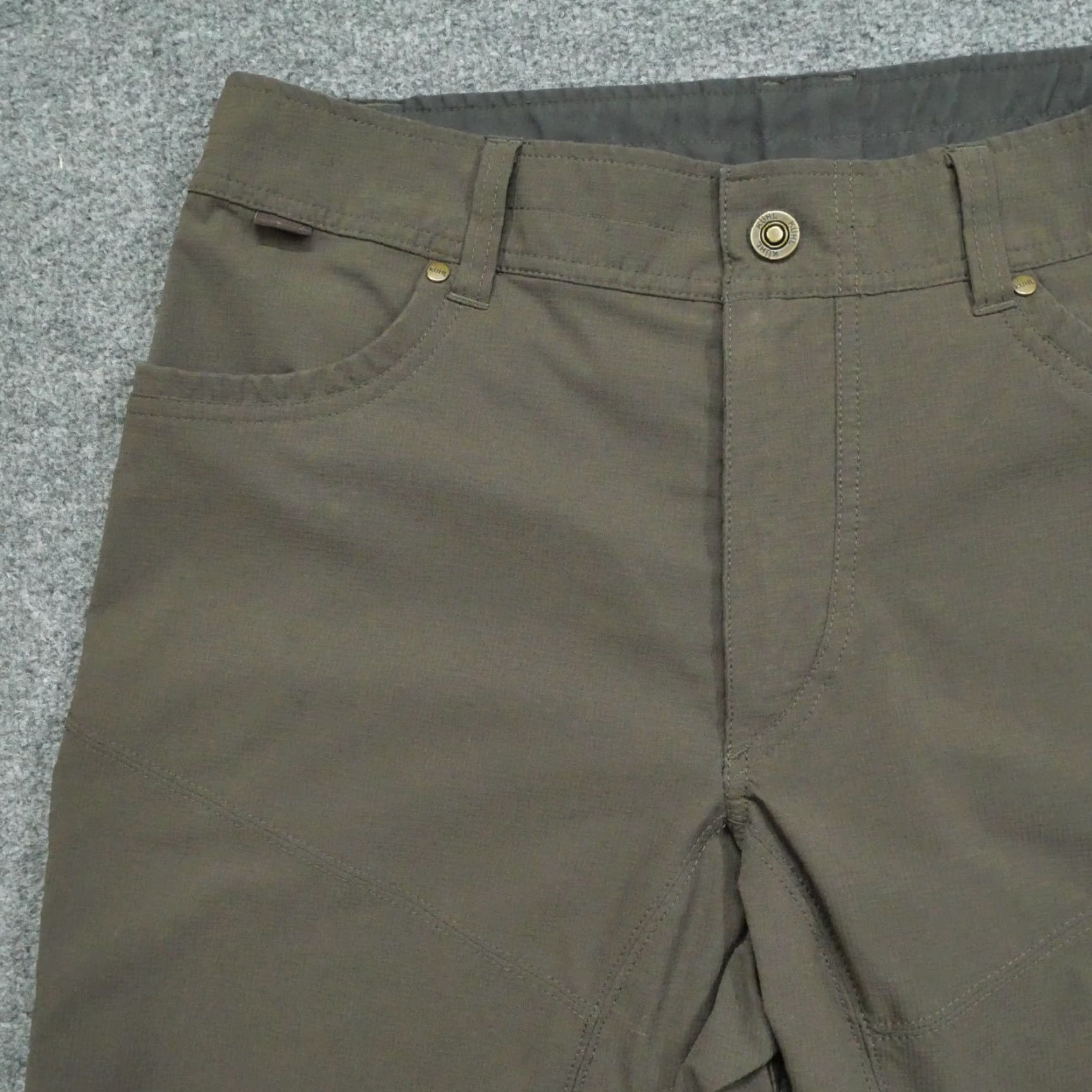 Vintage Kuhl Shorts Mens 36 Brown Outdoors Hiking Chino Pocket Stretch Classic Casual Summer 36 Mens Brown Shorts Size US 34 / EU 50 - 3 Thumbnail