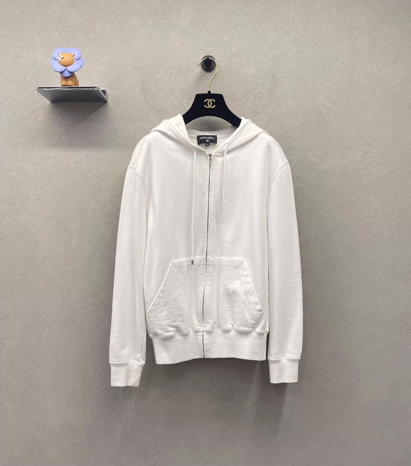 Chanel Chanel Camellia White Minimal Sweatshirt Jacket S Size S / US 4 / IT 40 - 1 Thumbnail
