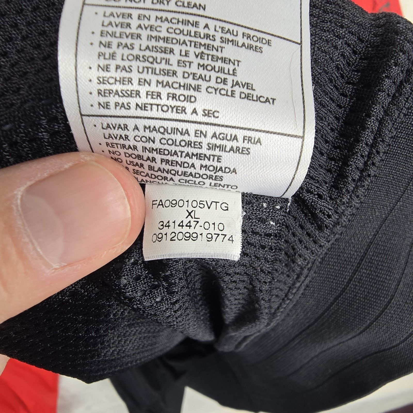 Nike Vtg Nike Sportswear Hard To Earn 99 Draft Jacket XL Full Zip Size US XL / EU 56 / 4 - 12 Thumbnail