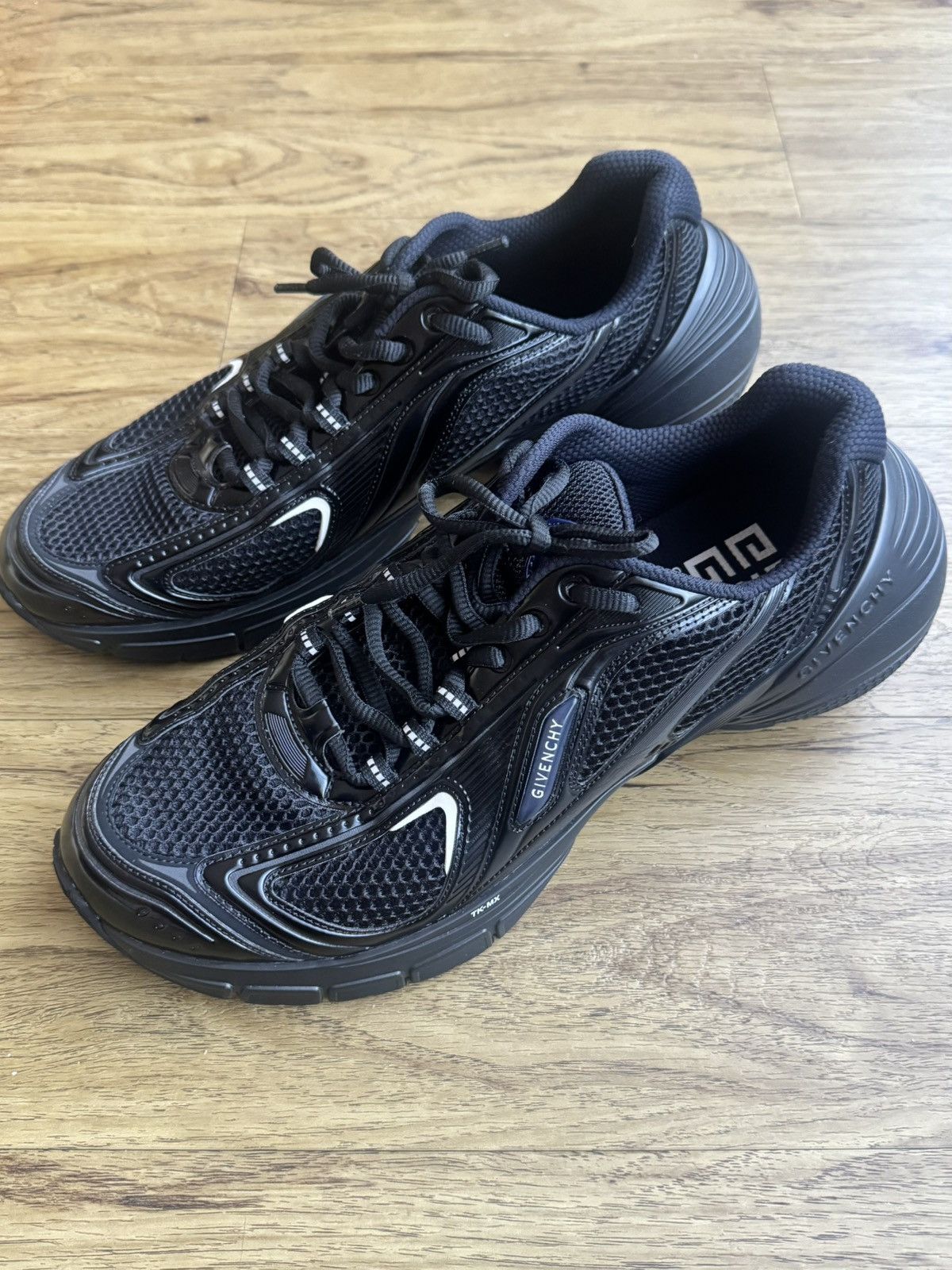 Givenchy Givenchy TK-MX Runners Size US 10.5 / EU 43-44 - 5 Thumbnail