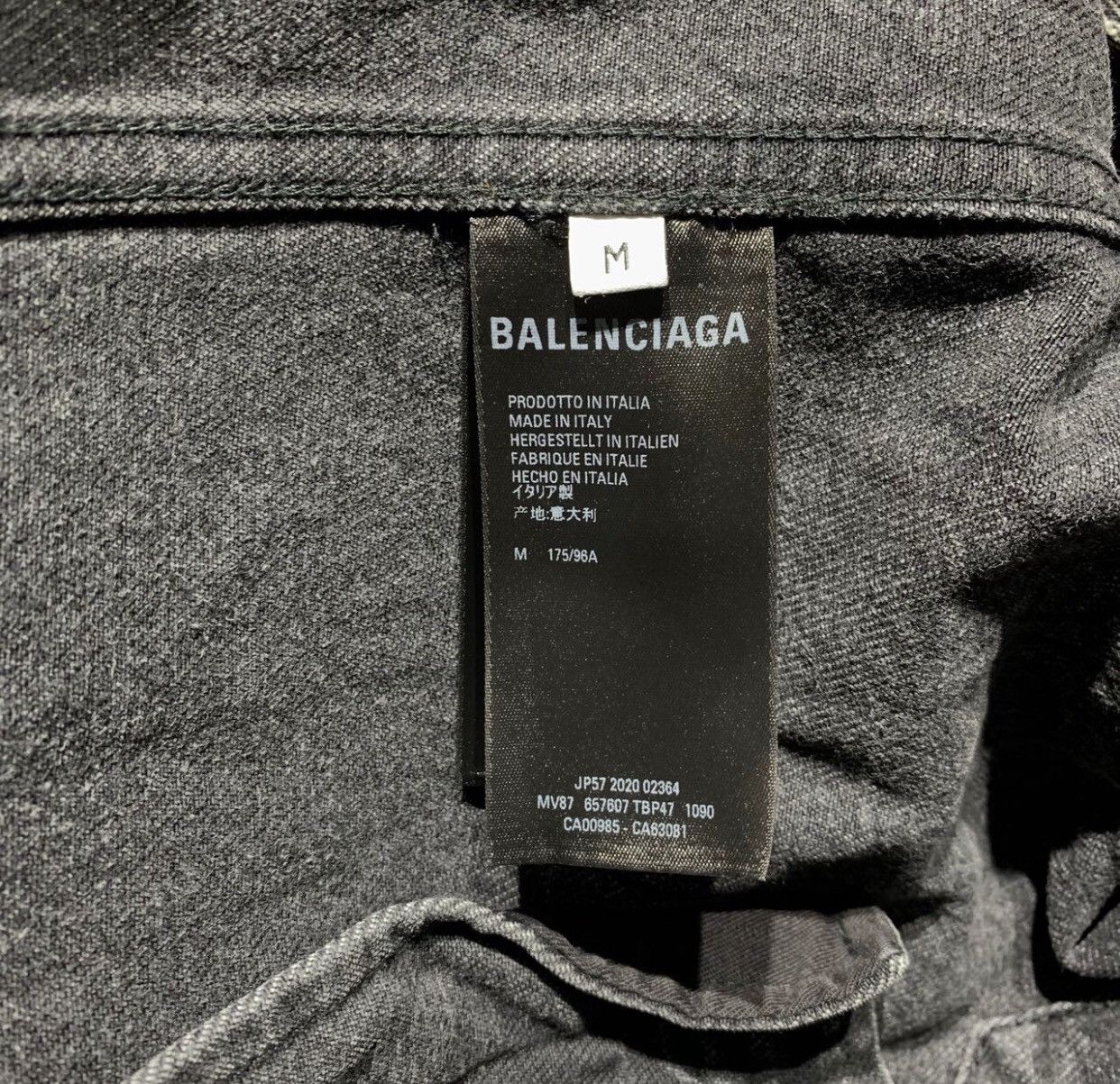 Balenciaga Balenclaga back dissolved denim jacket2412-Nextarrow Size US M / EU 48-50 / 2 - 3 Thumbnail