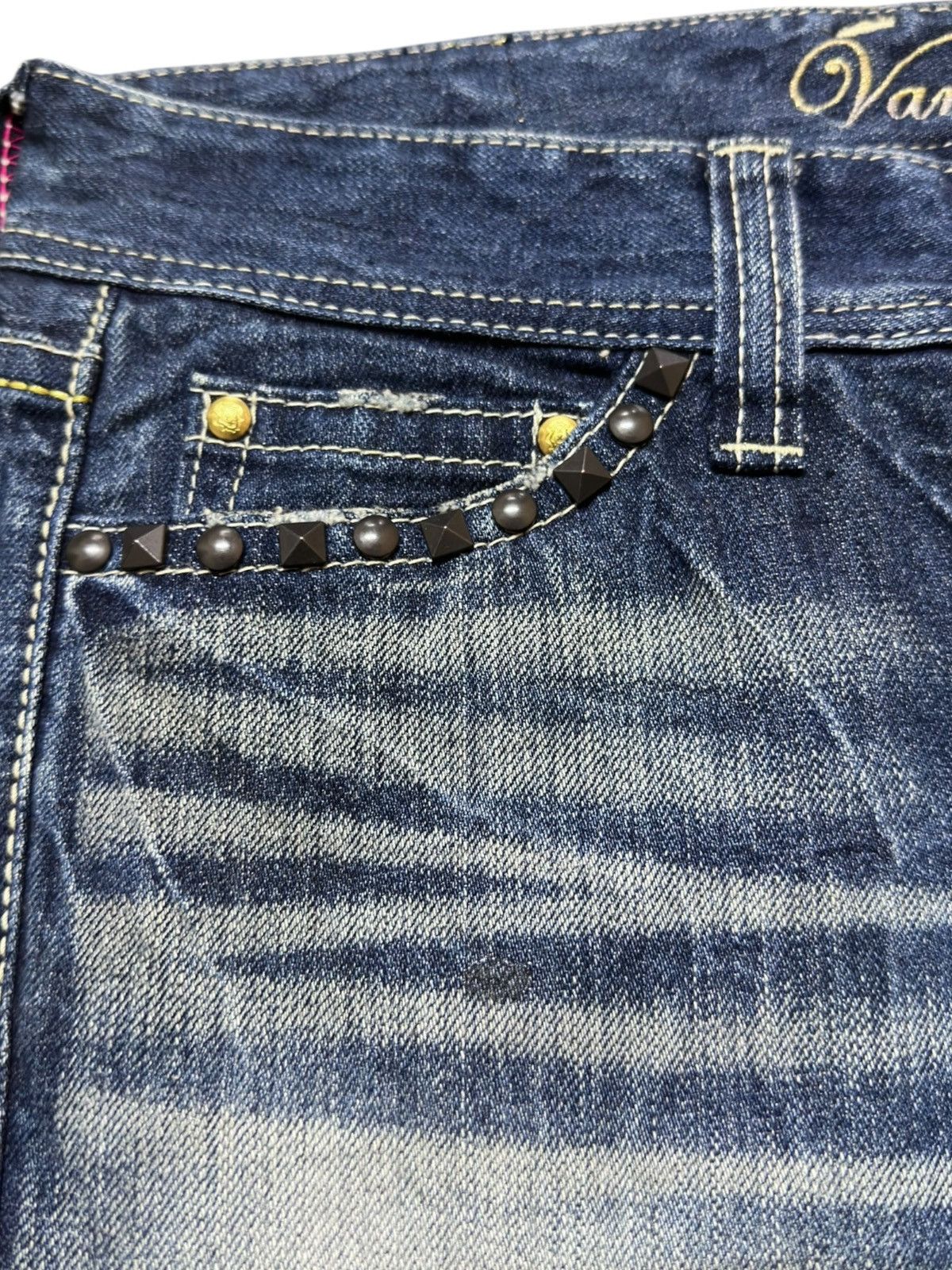 Vanquish Vintage Vanquish Flare Mudwash Studded Grunge Denim Size US 30 / EU 46 - 3 Thumbnail