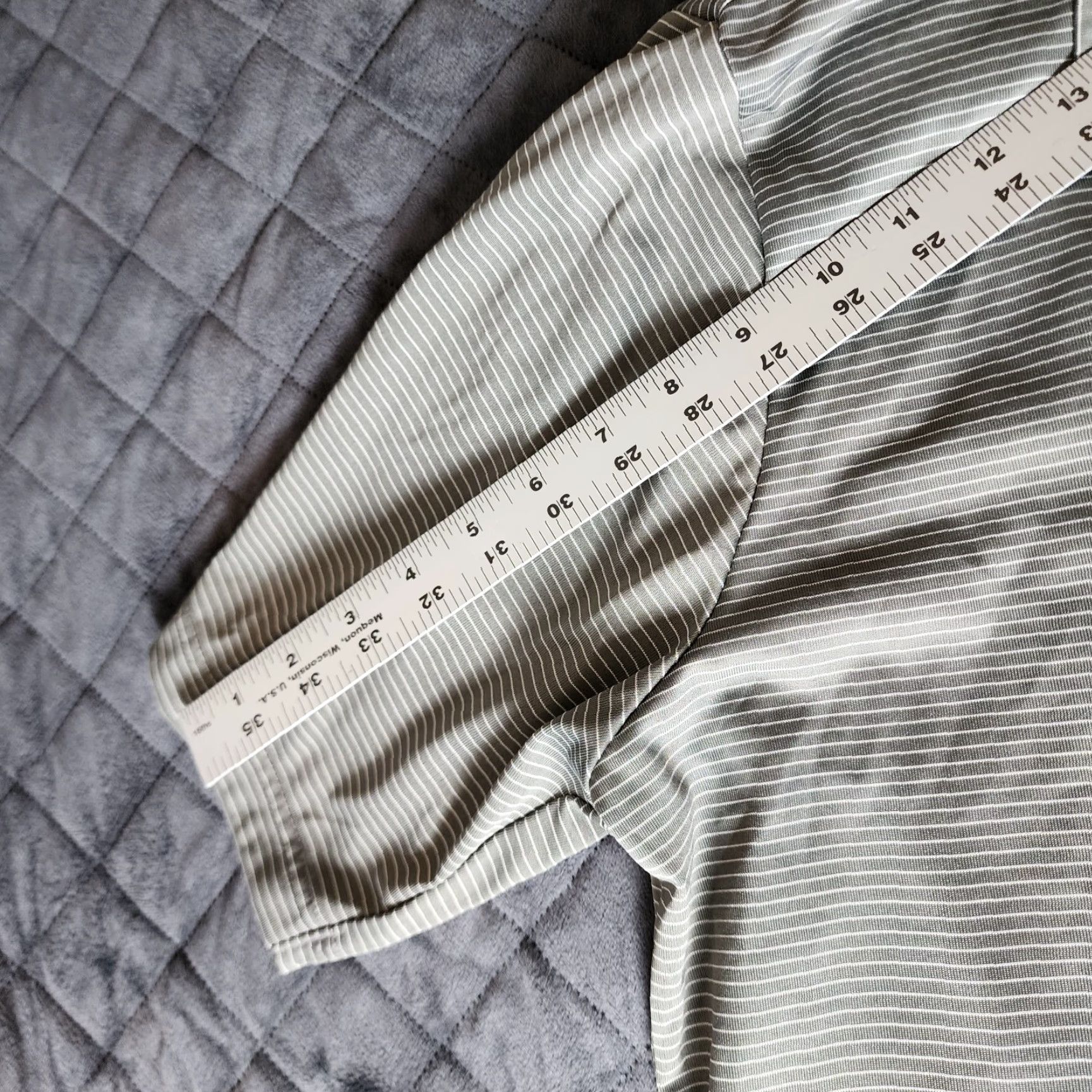 Vintage Antigua Polo Shirt Mens XL Gray Stripe C3 Logo Golf Lightweight Stretch Size US XL / EU 56 / 4 - 6 Thumbnail