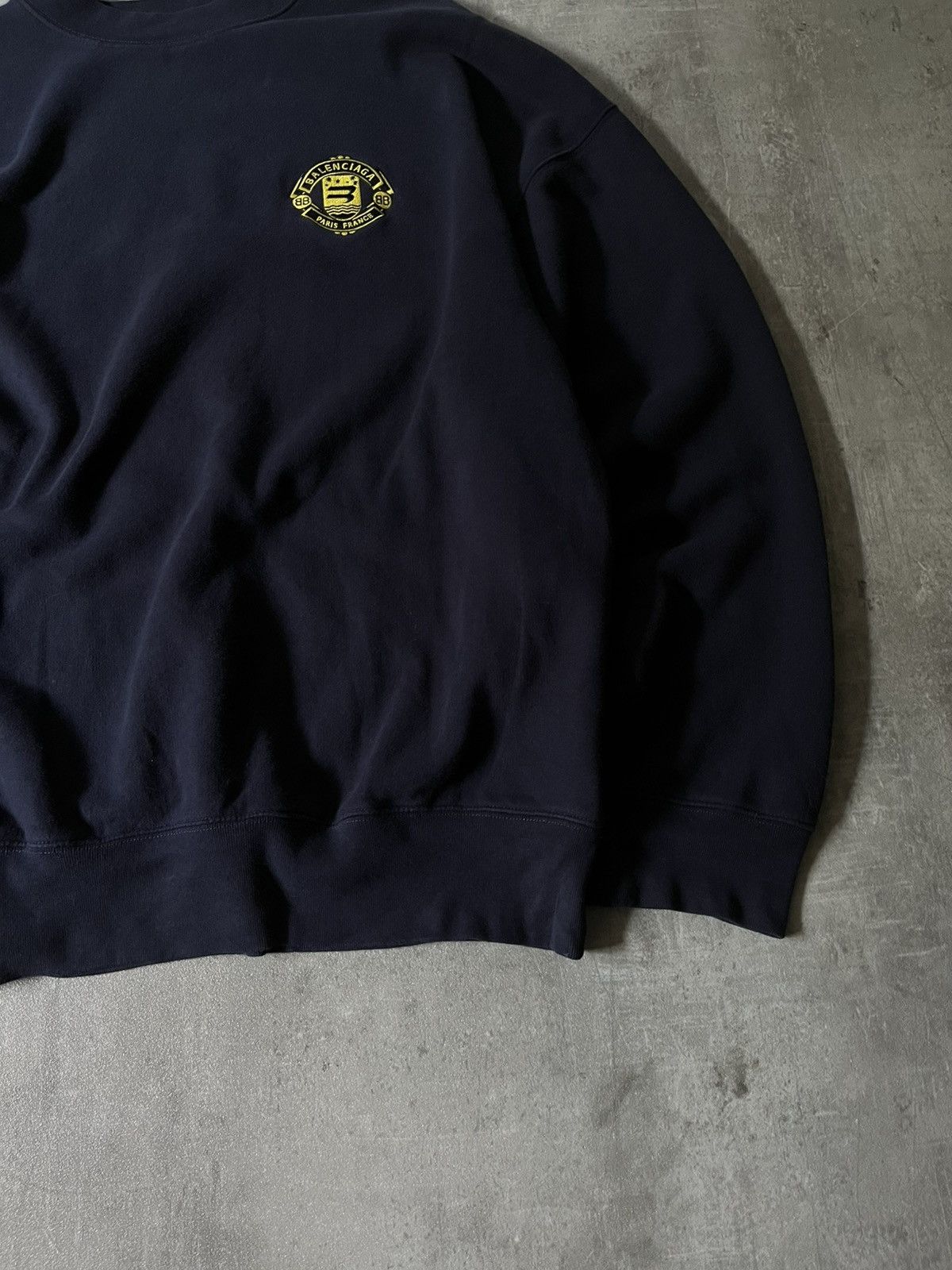 Balenciaga Balenciaga quest logo sporty B navy sweatshirt Size US S / EU 44-46 / 1 - 5 Thumbnail