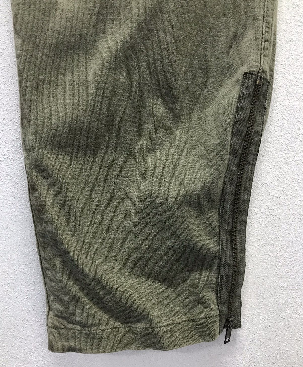 Japanese Brand Vintage Arme De Purete Vetements Military Cargo Pants Size US 31 - 12 Thumbnail