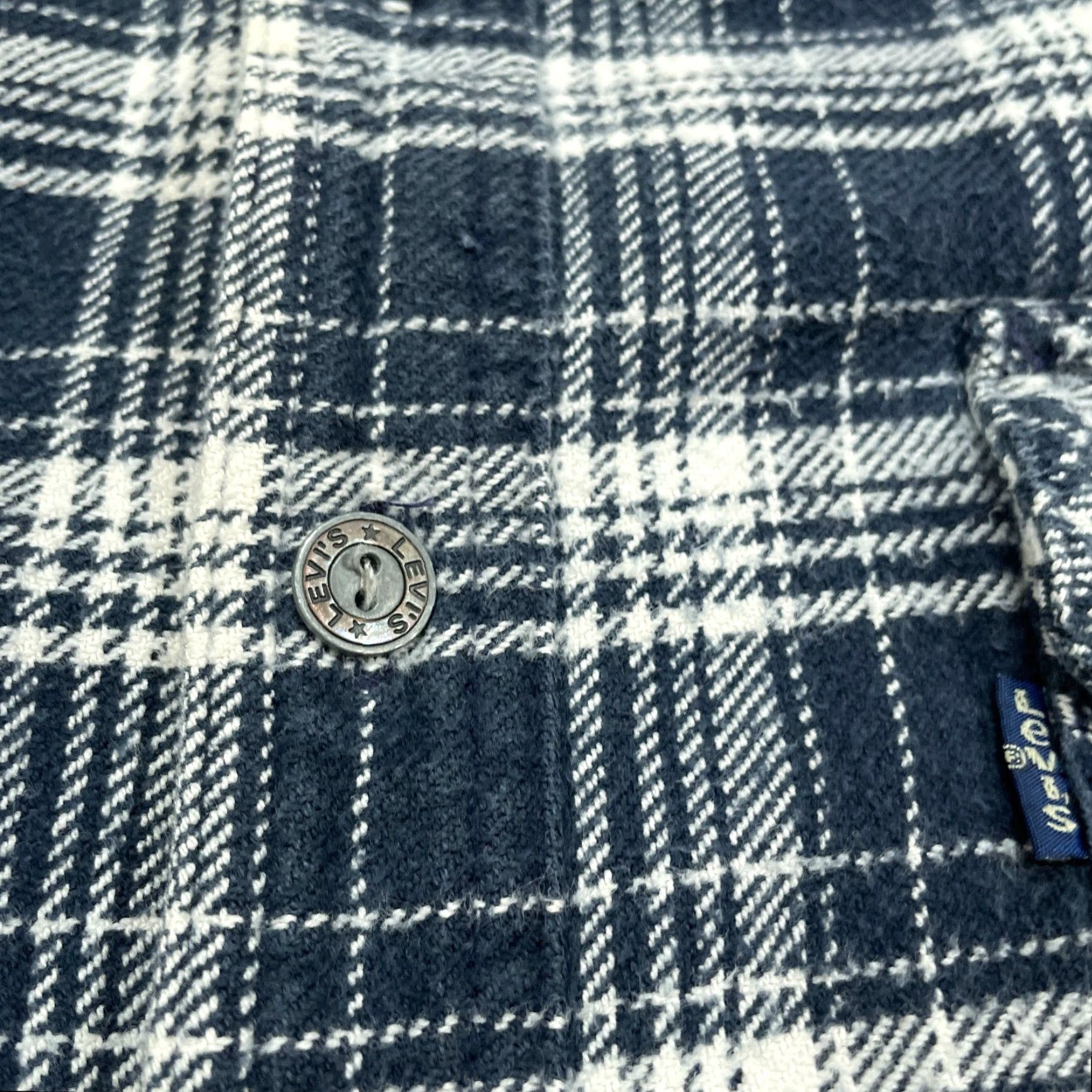 Levi's VINTAGE Levi's Shirt Mens L Blue Flannel Long Sleeve Heavyweight 90s Button-Up Size US L / EU 52-54 / 3 - 4 Thumbnail