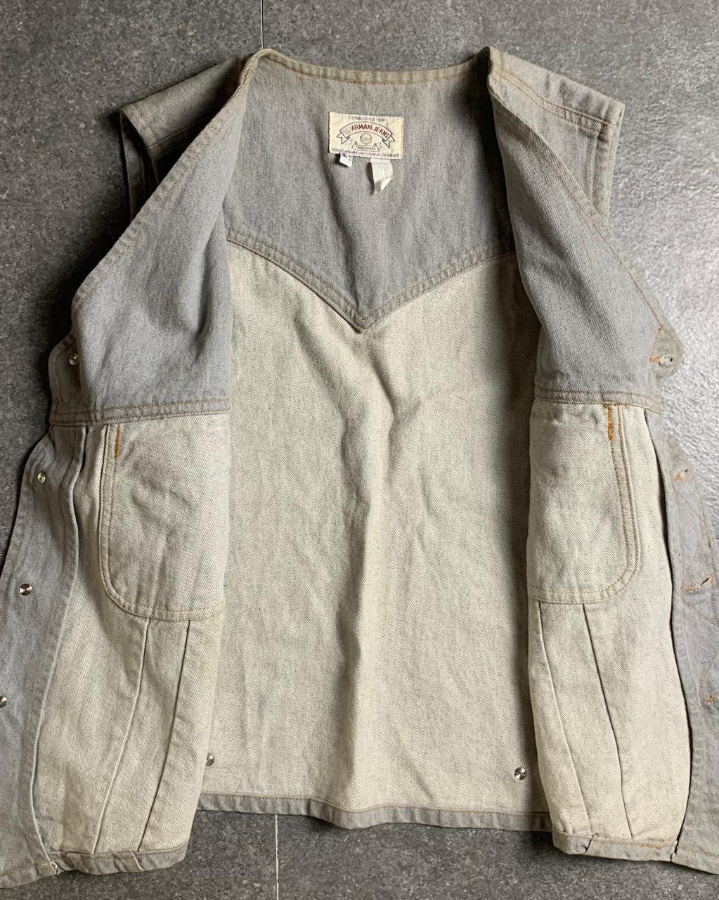 Giorgio Armani 1990s Armani Jeans Denim Vest Size US M / EU 48-50 / 2 - 8 Thumbnail