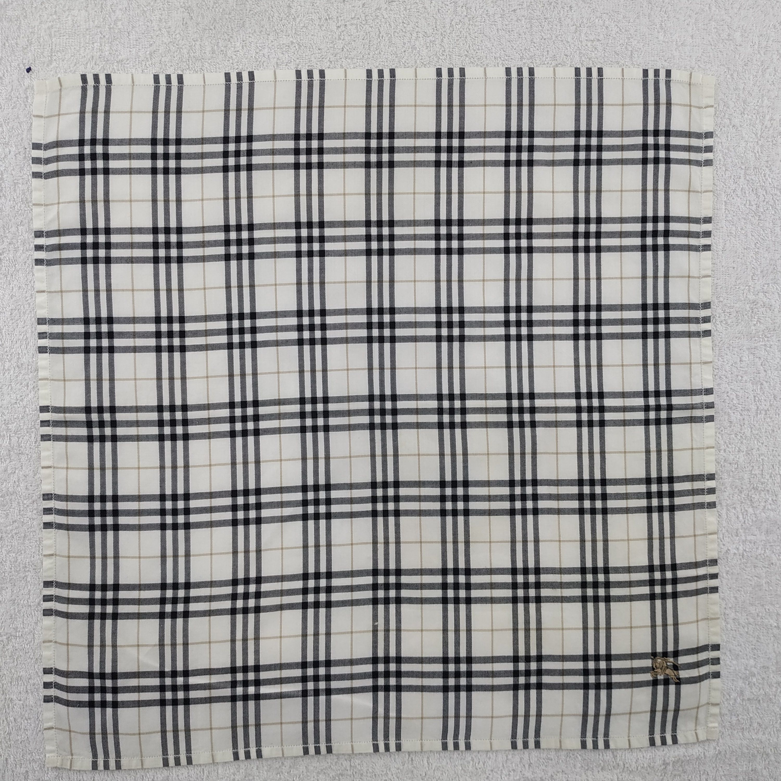 Burberry × Vintage Burberry Bandana / Handkerchief / Neckerchief - S005 Size ONE SIZE - 1 Thumbnail