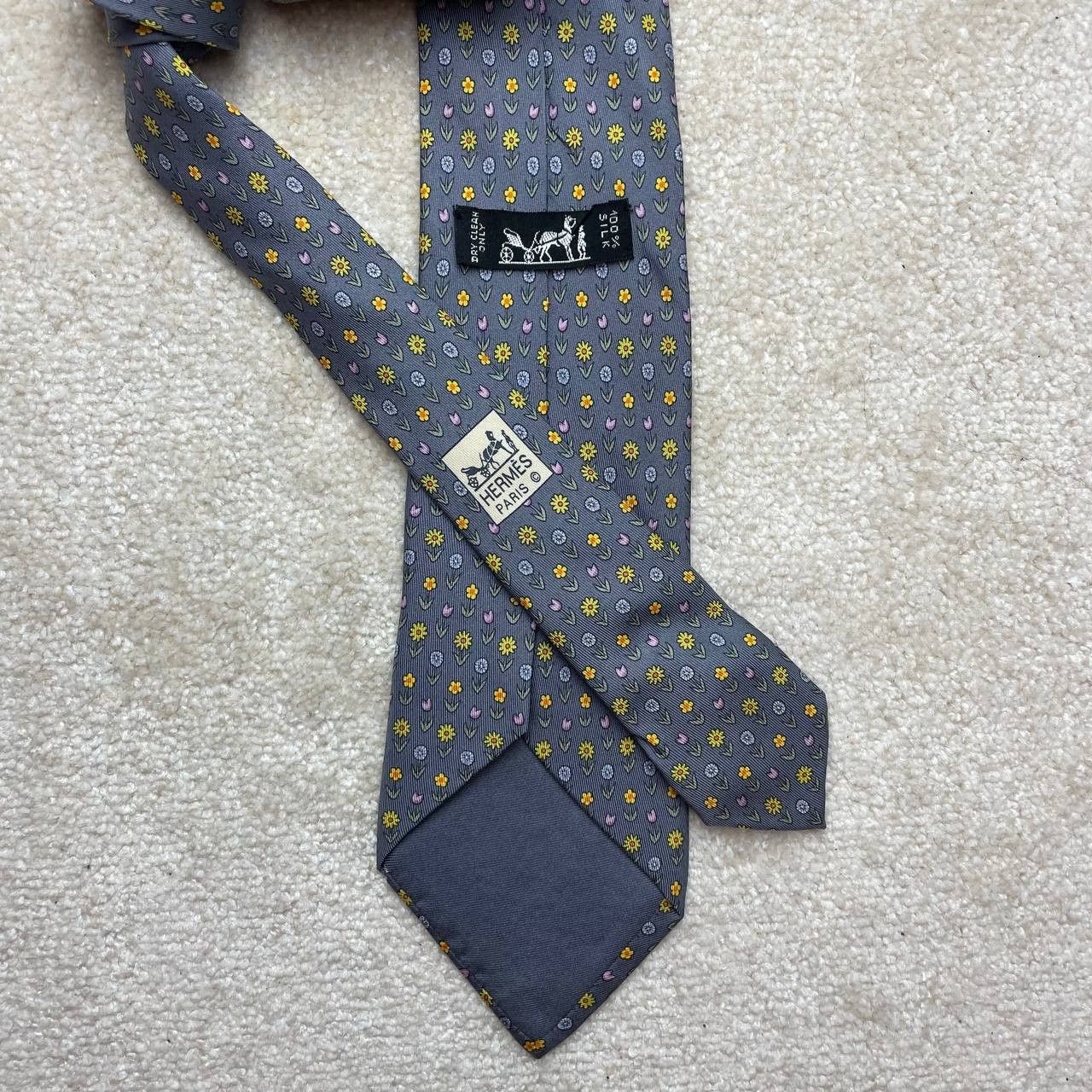 Hermes Hermes Paris Silk Tie 5154 HA Flowers Size ONE SIZE - 2 Thumbnail
