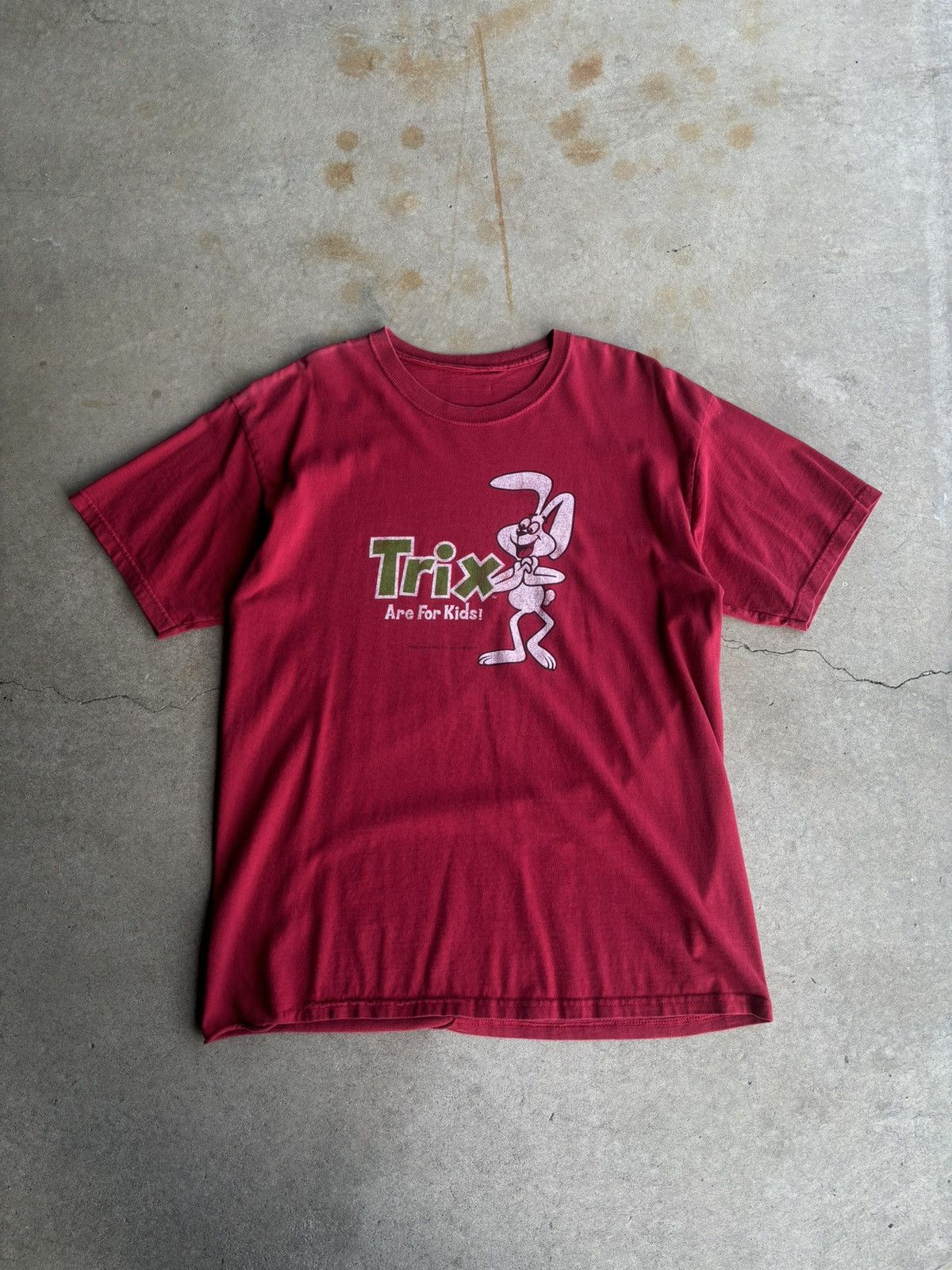 Vintage Crazy Trix Cereal Faded Red Boxy Faded Humor Rabbit Tee Size US L / EU 52-54 / 3 - 1 Thumbnail