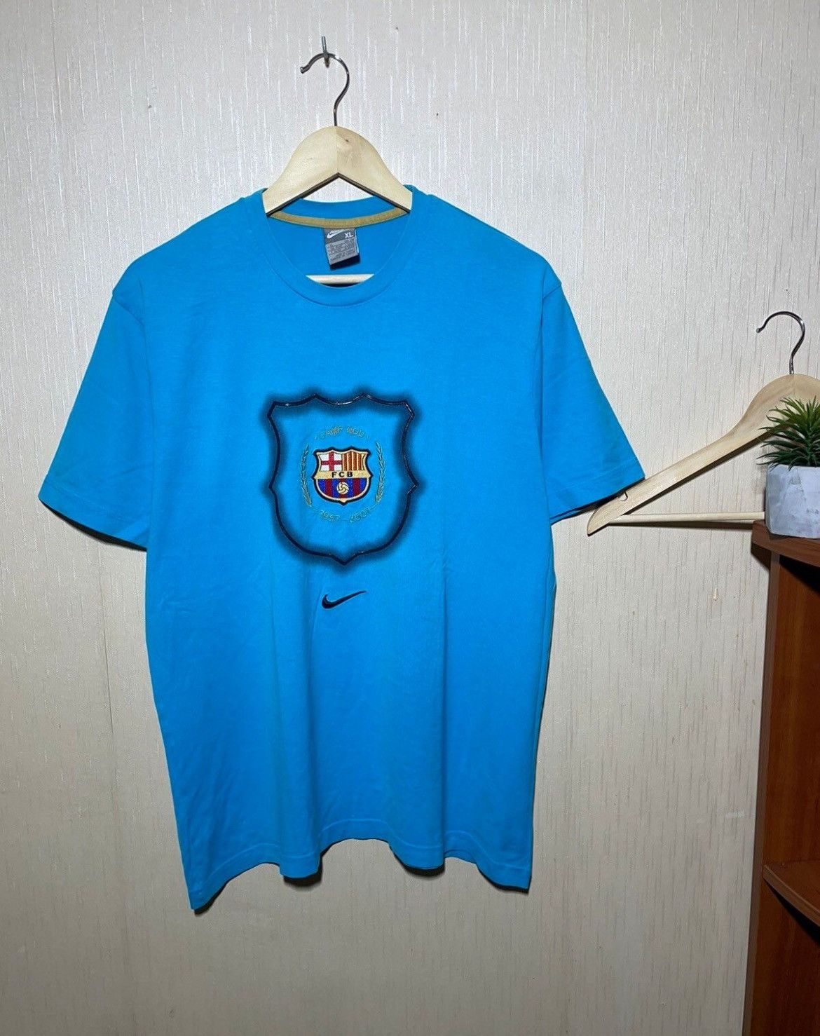Nike × Vintage Nike Barcelona vintage T shirt Size US XL / EU 56 / 4 - 1 Thumbnail