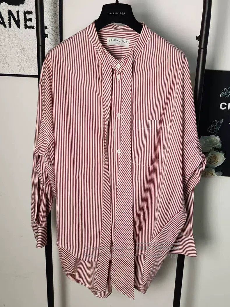 Balenciaga Balenciaga size 36 Striped Shirt Size M / US 6-8 / IT 42-44 - 1 Thumbnail
