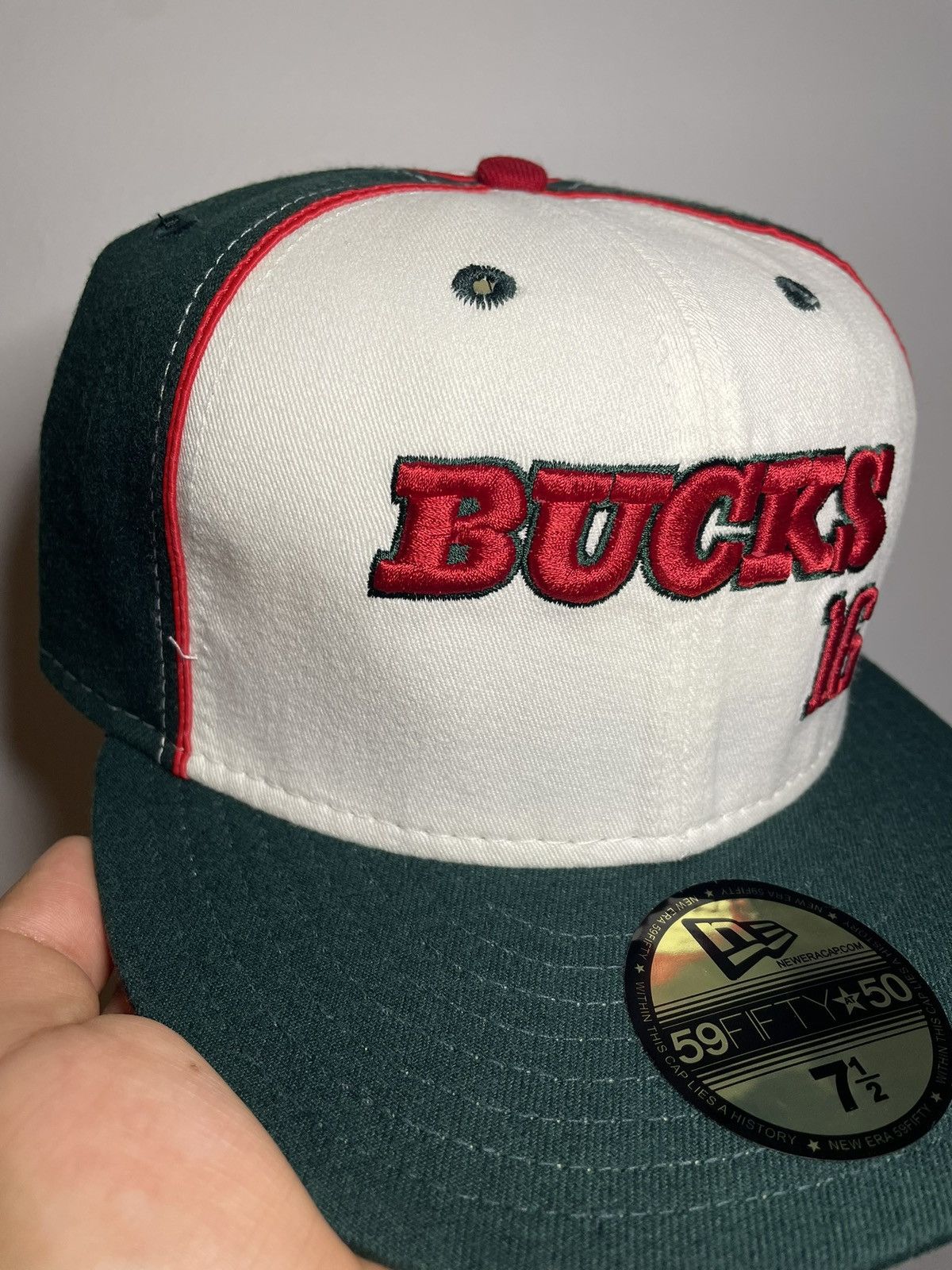 New Era Sz. 7 3/8 Vintage NBA Milwaukee Bucks Fitted Bob Lanier Size ONE SIZE - 2 Thumbnail