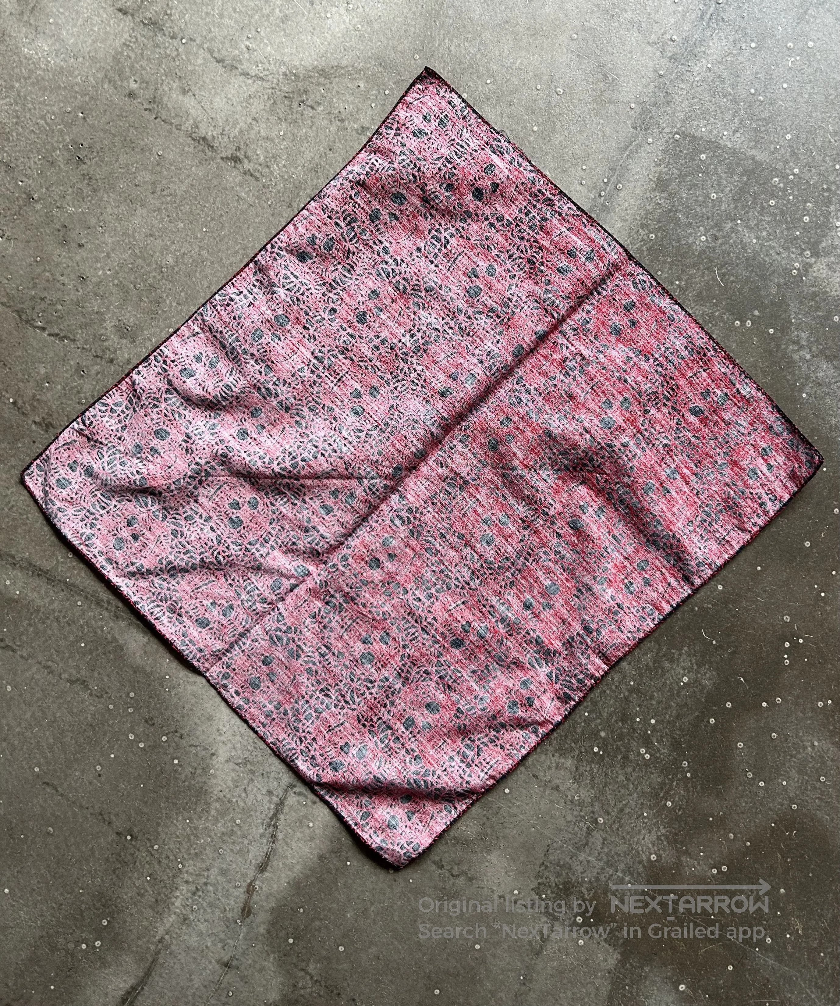 DEN IM by SIKI IM Number (N)ine 05ss Skull Spider Scarf. Size ONE SIZE - 6 Thumbnail