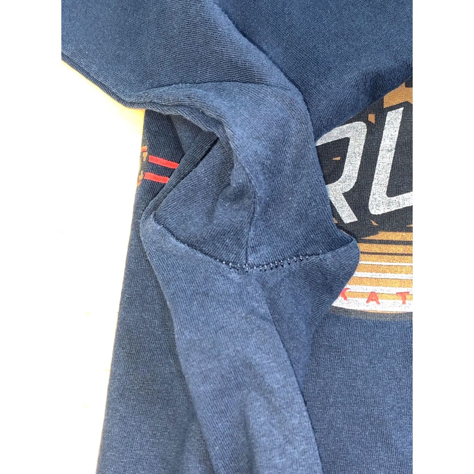Vintage VINTAGE Santa Cruz Shirt Men L Blue Long Sleeve Crew Neck Logo Graphic Print 90s/Y2K Java? Size US L / EU 52-54 / 3 - 7 Thumbnail