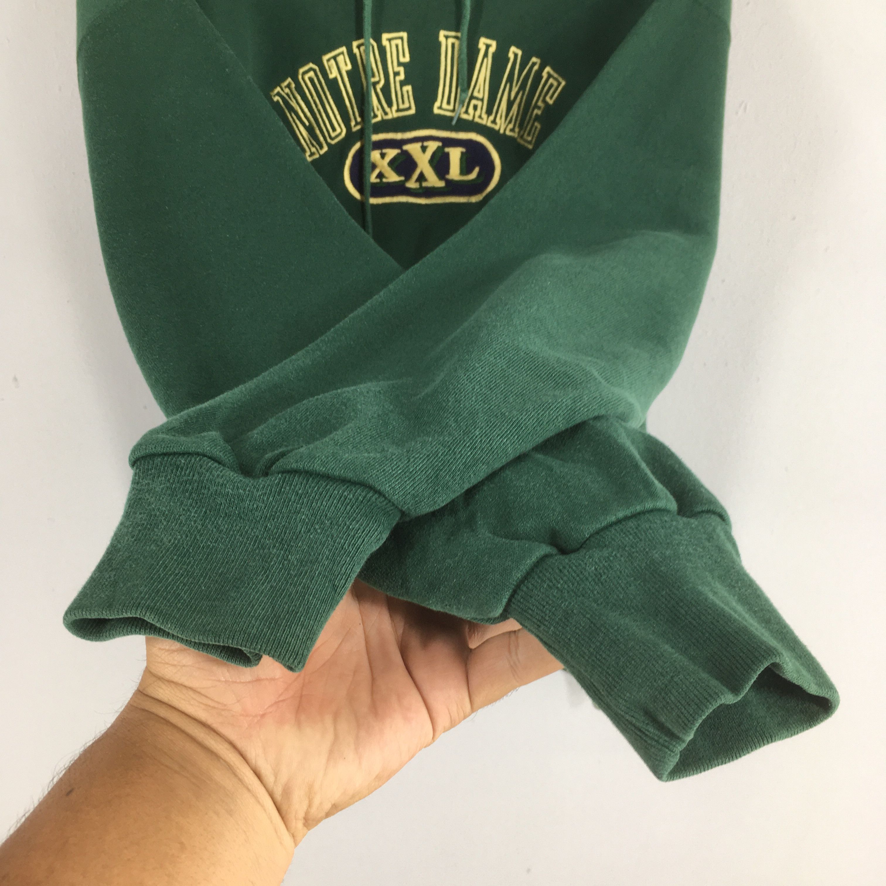 Other Vintage 90s University Notre Dame Green Sweatshirt XLarge Size US XL / EU 56 / 4 - 4 Thumbnail