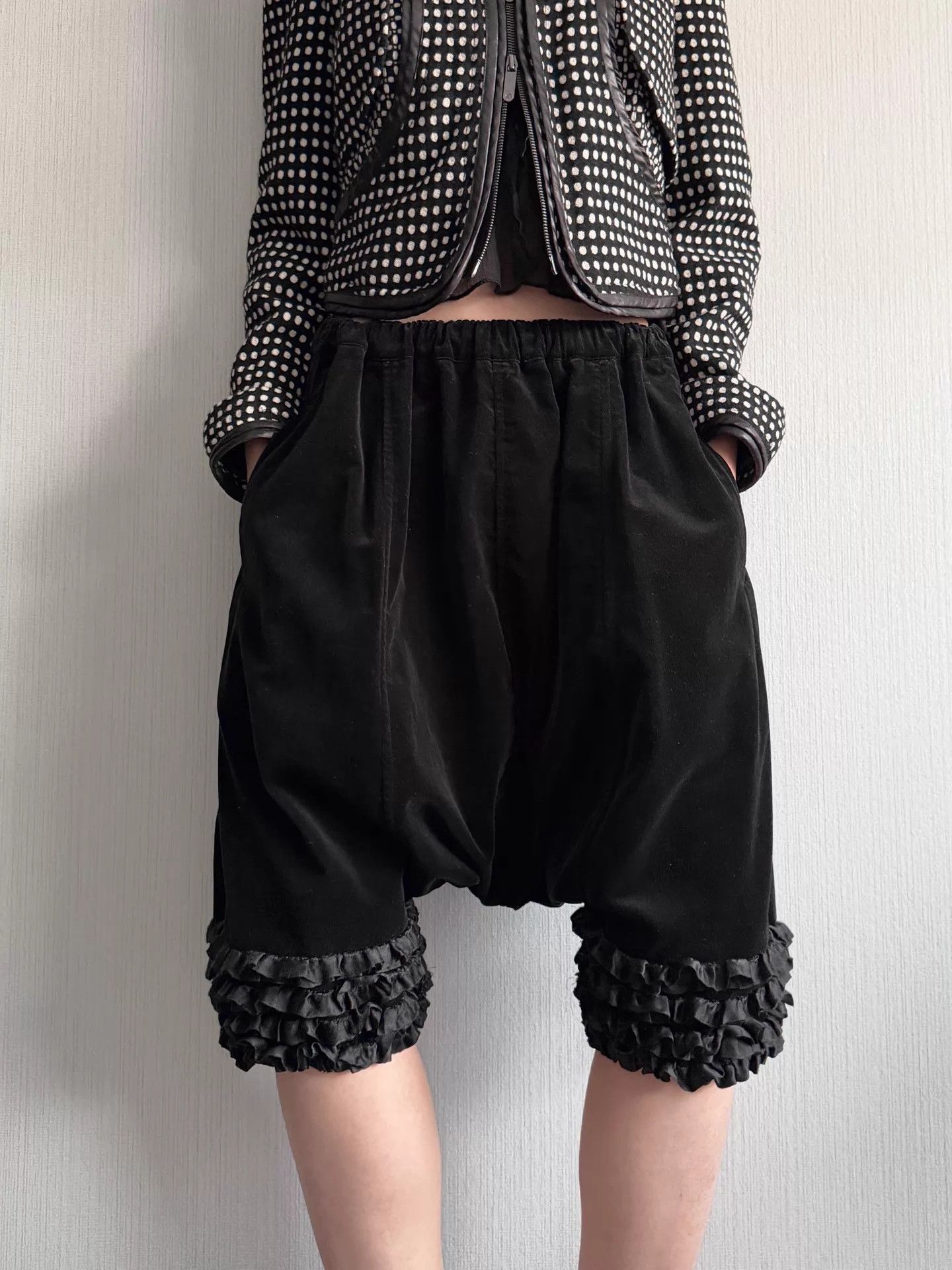 Comme des Garcons CDG Vintage Lace-Trim Velvet Elastic-Waist Slouchy Pants S Size 26" / US 2 / IT 38 - 7 Thumbnail