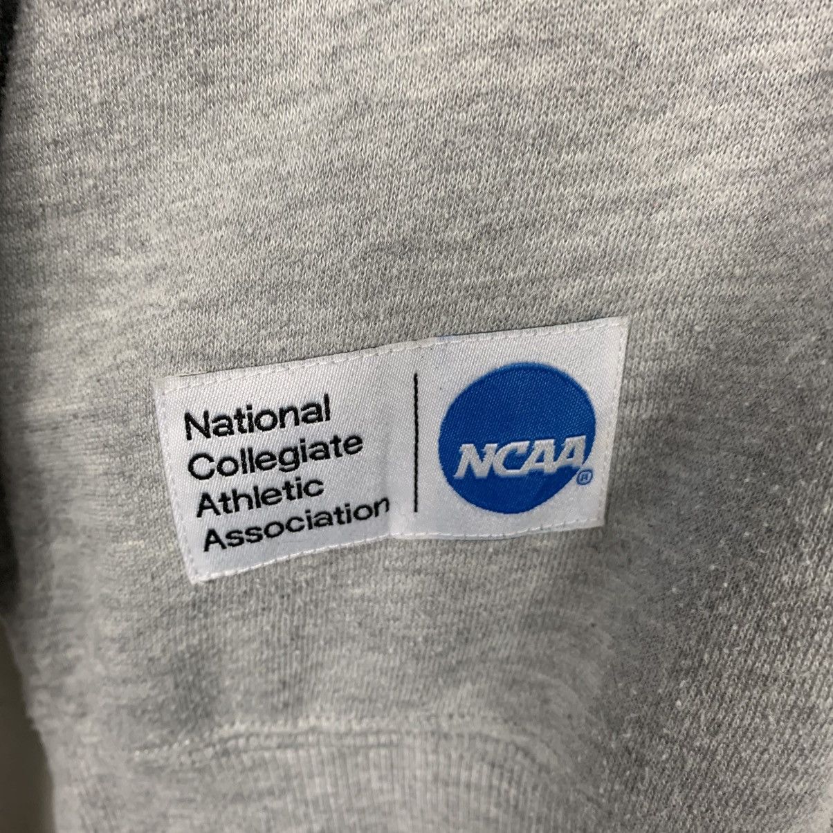 Japanese Brand NCAA Big Logo Crewneck Sweatshirt Size US M / EU 48-50 / 2 - 11 Thumbnail
