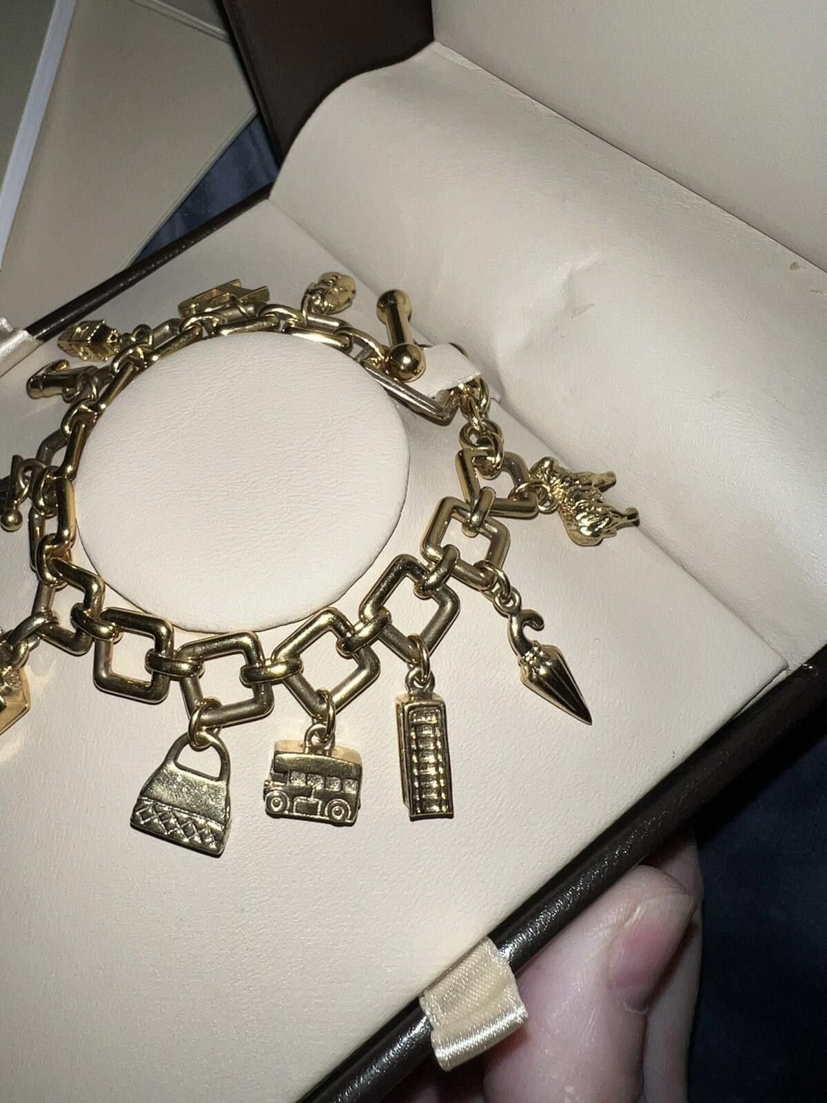 Burberry BURBERRY Gold Plated Charm Bracelet Watch RARE w/ Box Size ONE SIZE - 10 Thumbnail