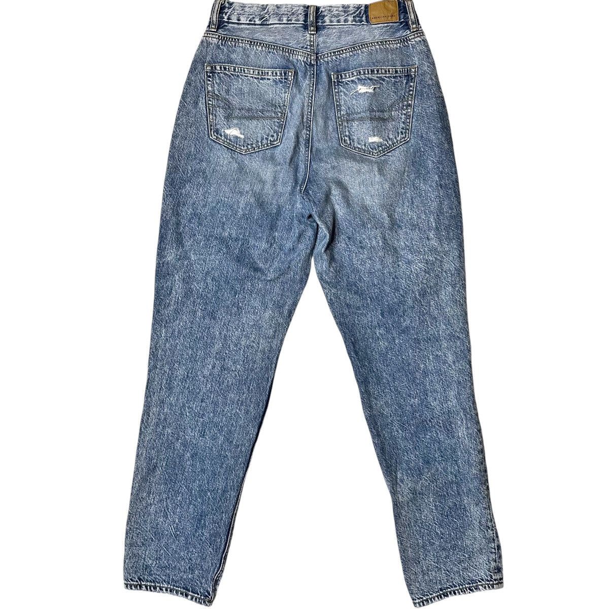 American Eagle Outfitters NWT American Eagle Women's High Rise Curvy Mom Jeans 4L Size 28" / US 6 / IT 42 - 2 Thumbnail
