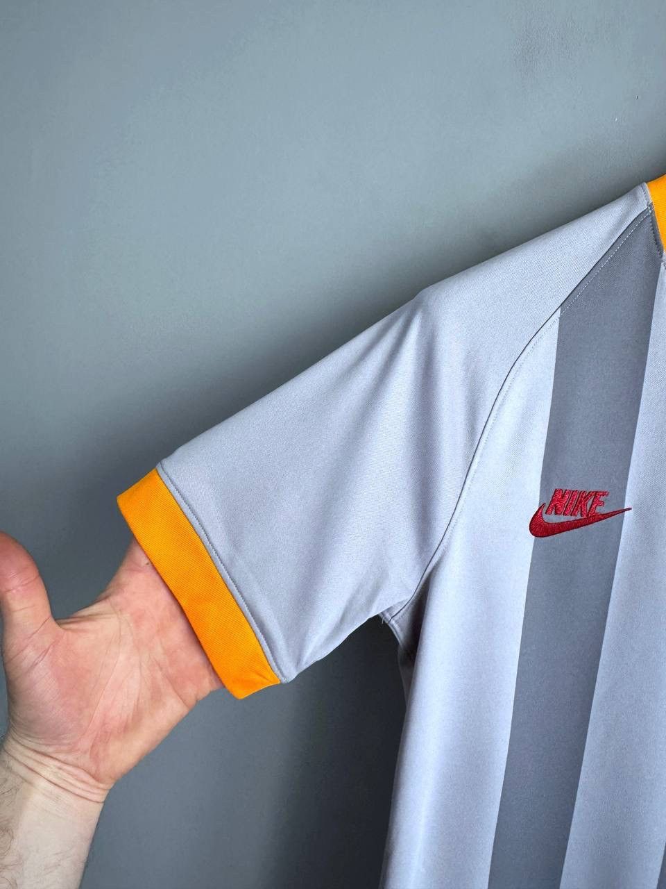Nike Galatasaray FC 2019/2020 Away Third Soccer Jersey, Size S Size US S / EU 44-46 / 1 - 6 Thumbnail