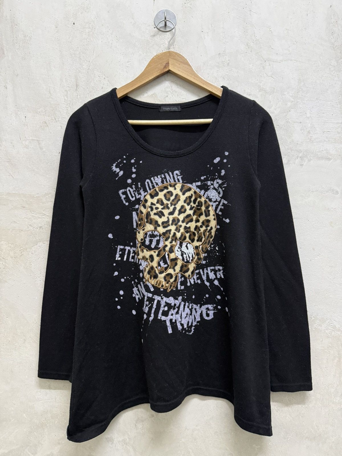20471120 2000s Archival Cornflake Skull Cross Poem Gothic Tees Size XS / US 0-2 / IT 36-38 - 1 Thumbnail