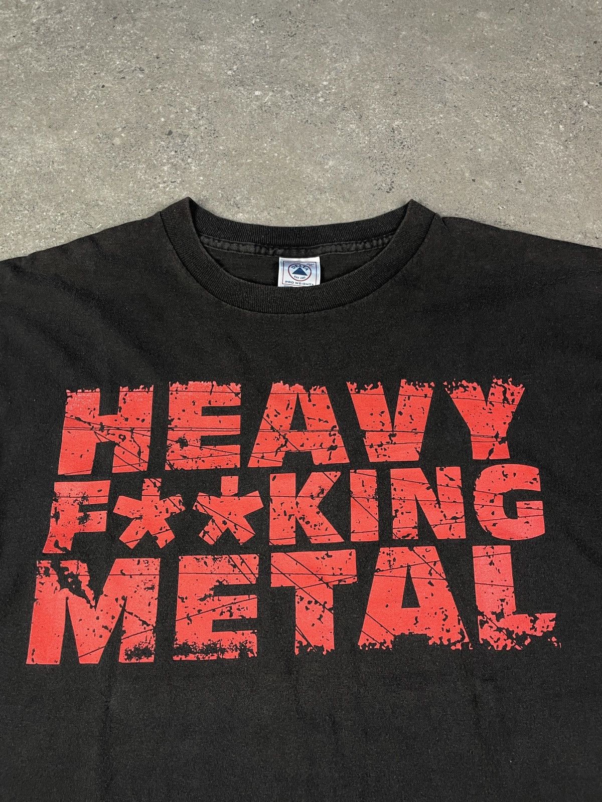 Band Tees × Vintage Vintage Y2K Heavy Fucking Metal T Shirt Size US XL / EU 56 / 4 - 2 Thumbnail