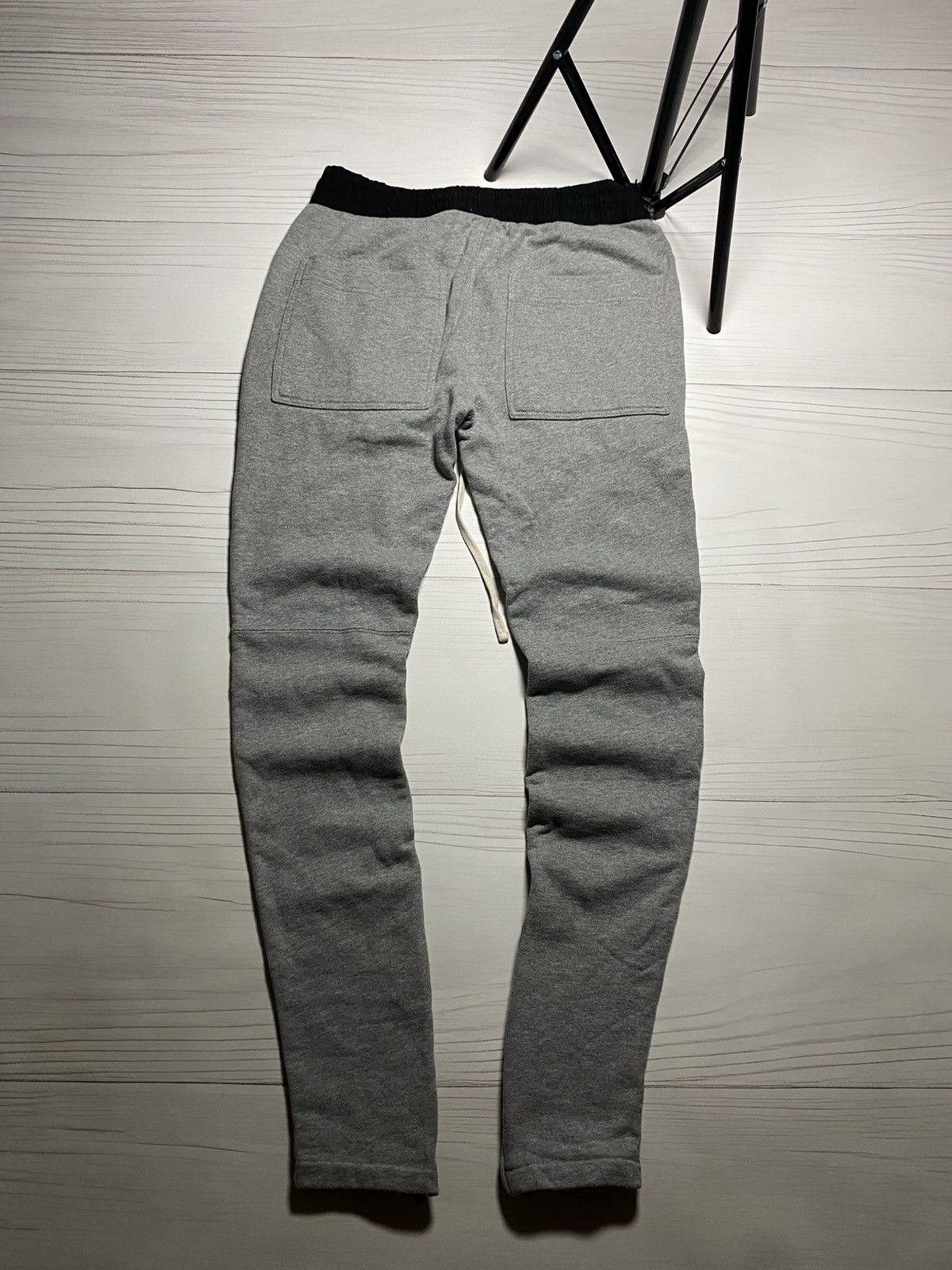 Essentials × FOG × Fear of God Essential Fear Of God FOG ankle zip sweatpants Size US 30 / EU 46 - 2 Thumbnail