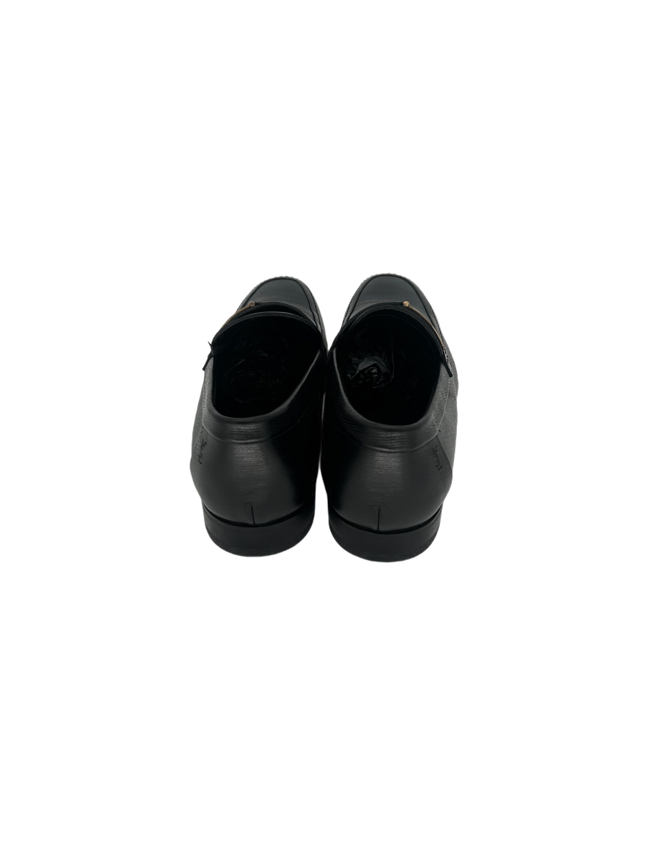 Yves Saint Laurent Yves Saint Laurent BlackGrainLeatherMoccasinWith'Y'MetalLogo Size US 9 / EU 42 - 5 Thumbnail