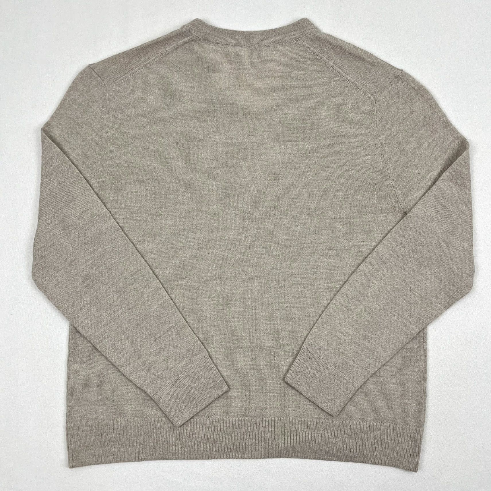 Banana Republic Banana Republic Sweater Mens L Sand Brown Merino Wool V-Neck Pullover Academia Size US L / EU 52-54 / 3 - 7 Thumbnail