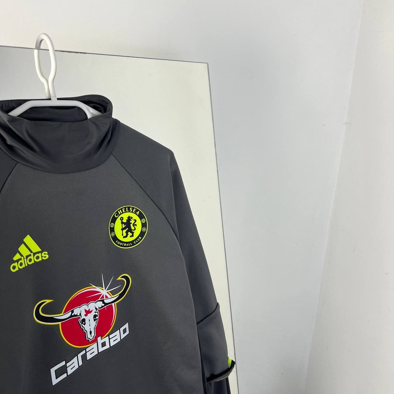 Adidas Vintage Adidas Chelsea Big Logo Soccer Long Sleeve Size US S / EU 44-46 / 1 - 3 Thumbnail