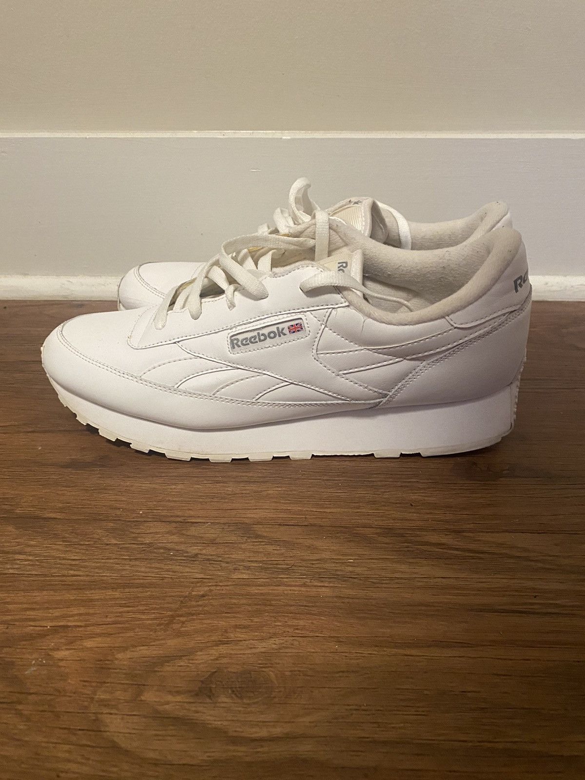 Reebok Reebok All White Size US 10.5 / EU 43-44 - 3 Thumbnail