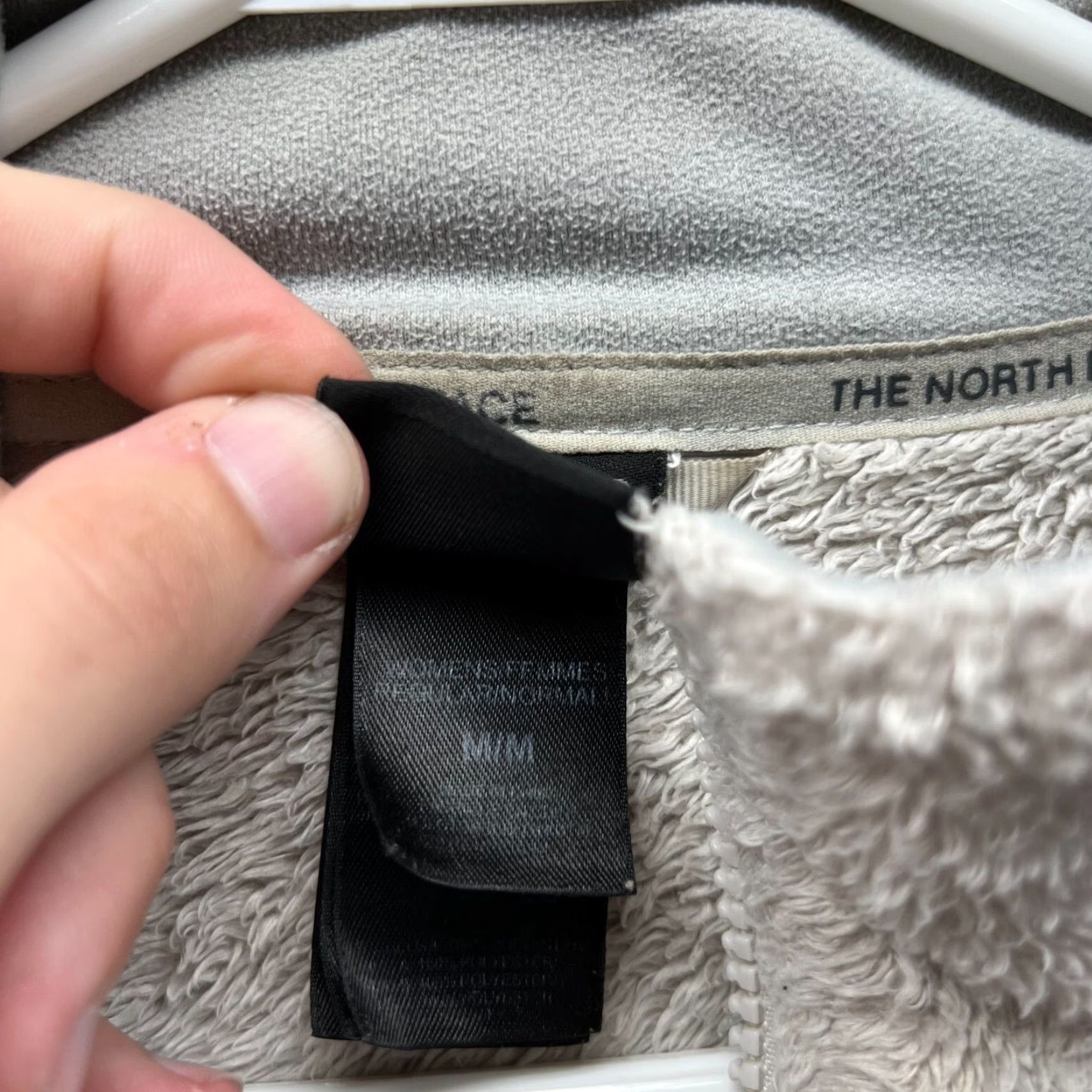 The North Face The North Face Jacket Women Medium Beige Osito Sherpa Fleece Full Zip Cozy Regular Size M Size M / US 6-8 / IT 42-44 - 7 Thumbnail