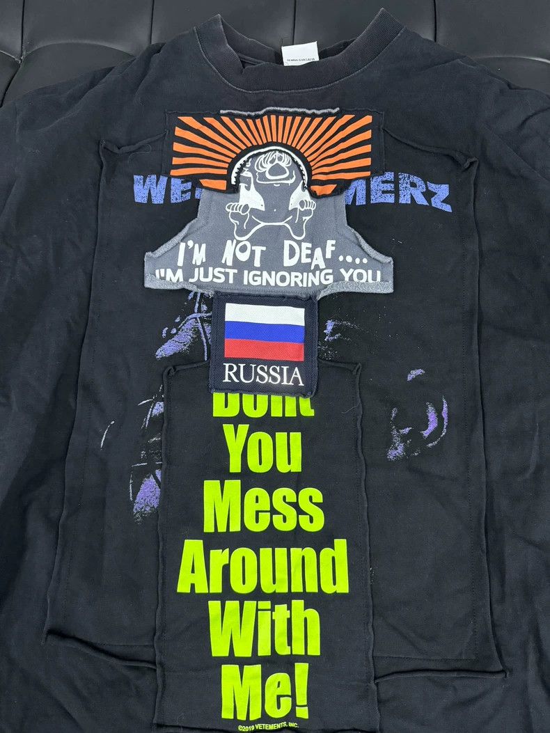 Vetements Vetements Runway Sticker Anti-War Crew Neck Short Sleeve Size US XS / EU 42 / 0 - 2 Thumbnail