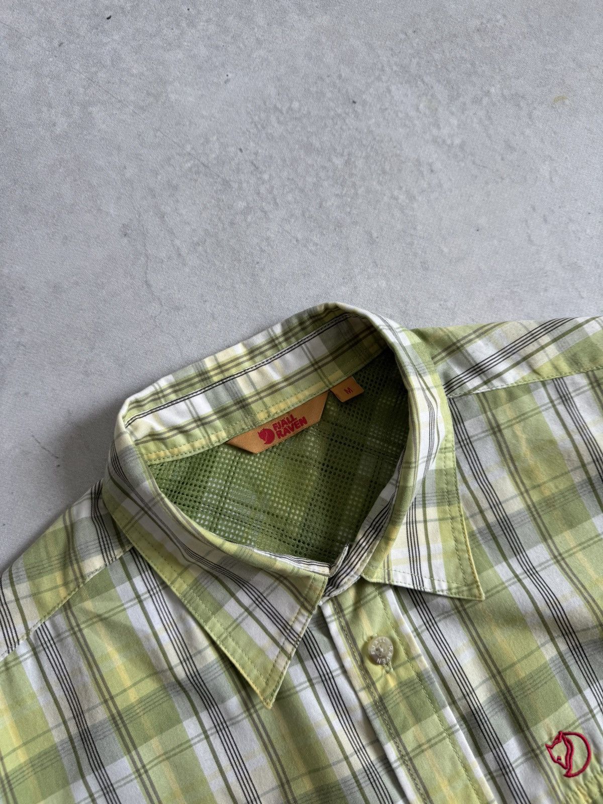 Fjallraven Fjällräven Short Sleeve Men’s Lightweight Outdoor Shirt Size US L / EU 52-54 / 3 - 6 Thumbnail