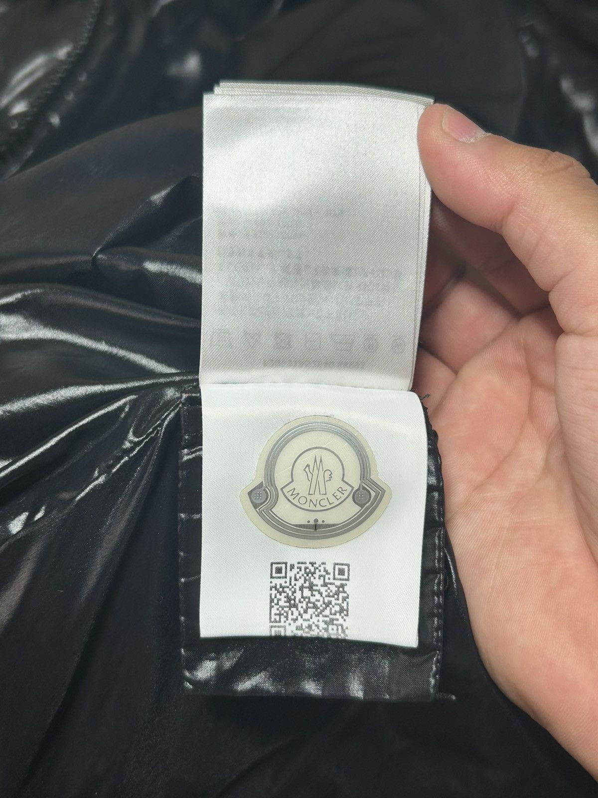 Moncler Moncler maya jacket Size US L / EU 52-54 / 3 - 22 Thumbnail