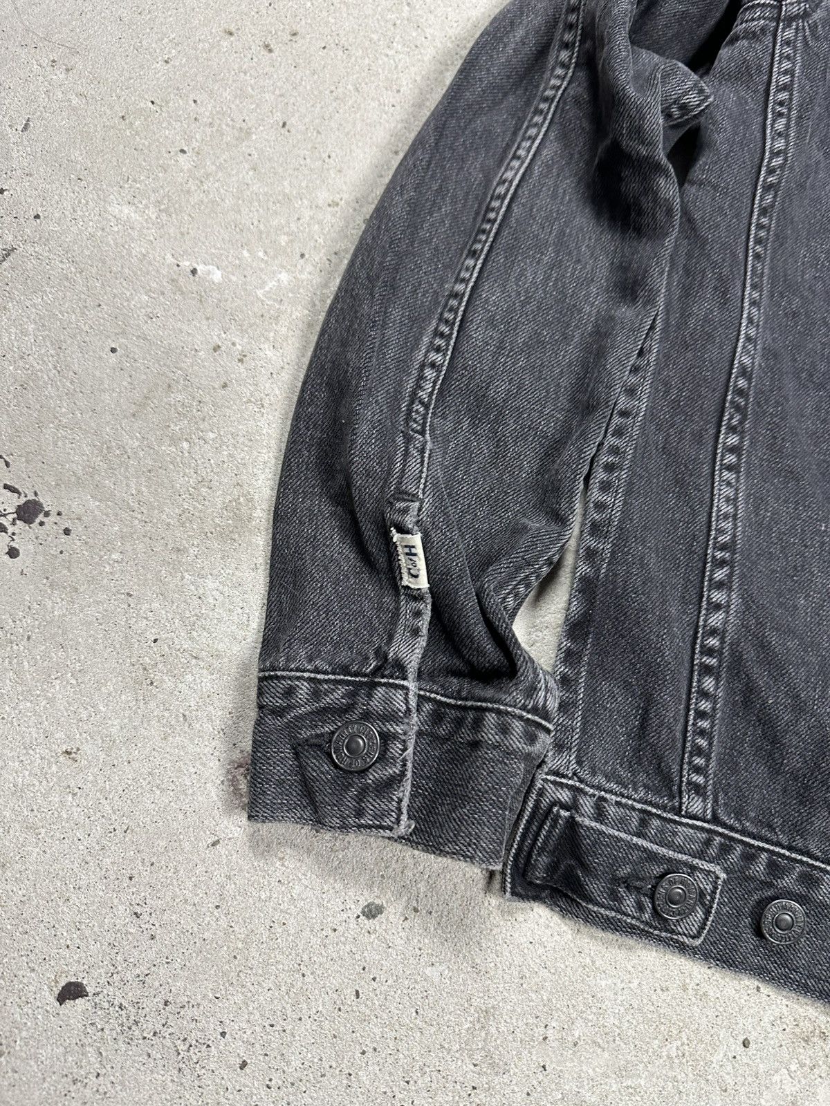 Citizens Of Humanity Citizens of Humanity LA Washed Black Denim Trucker Jacket Size US S / EU 44-46 / 1 - 11 Thumbnail