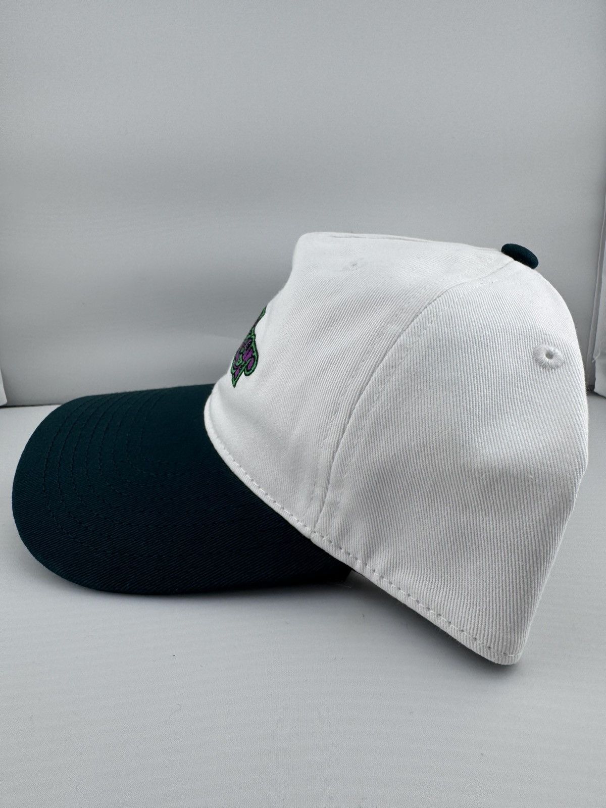 Kith FW24 Kith Batman Joker Twill Low Pinch Crown Snapback Cap Size ONE SIZE - 3 Thumbnail