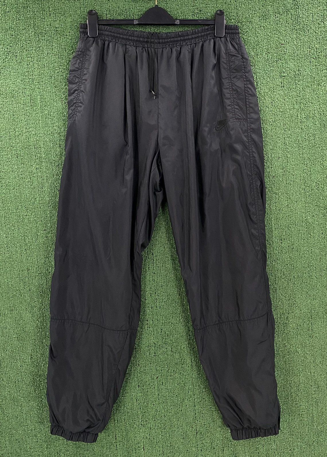 Nike VTG 90’s Nike Spellout Grey Tag Lined Windbreaker Pants Size US 38 / EU 54 - 1 Thumbnail