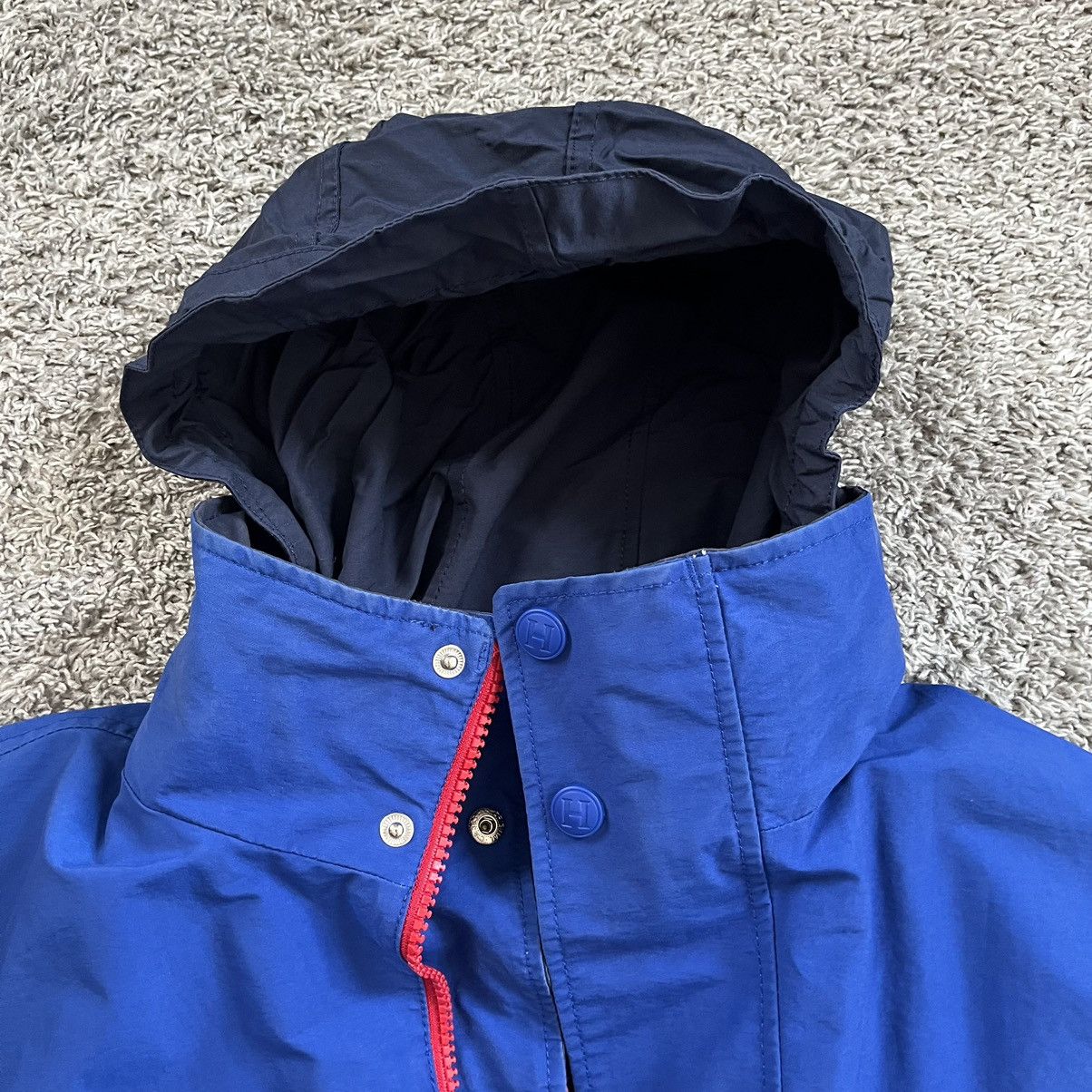 Tommy Hilfiger × Tommy Jeans Tommy Hilfiger Jacket Size Small Colorblock Reversible Size US S / EU 44-46 / 1 - 23 Thumbnail