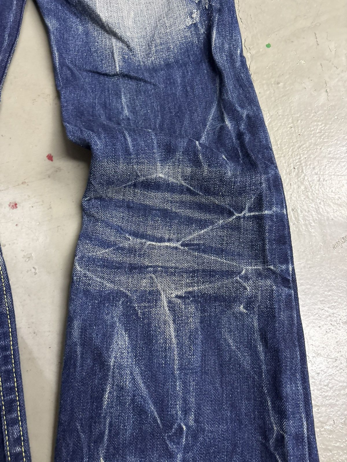 Tornado Mart Flared Red Pepper Wing Back Embroidered Clawmark Jeans Size US 29 - 3 Thumbnail