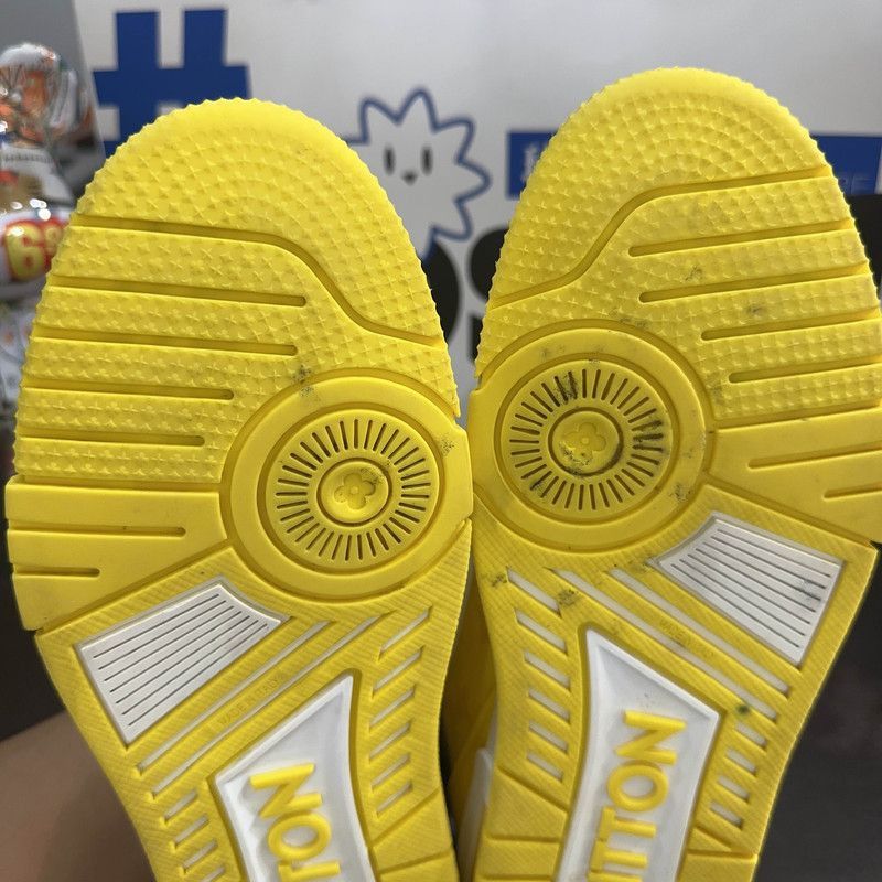 Louis Vuitton Louis Vuitton Trainer Low Top Sneakers in White Yellow -250 Size US 9.5 / IT 39.5 - 9 Thumbnail