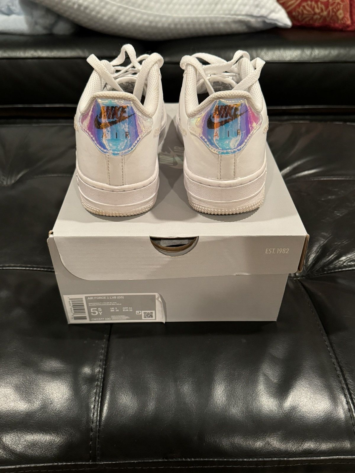 Nike NIKE AIR FORCE 1 LV8 ‘DIGITAL SWOOSH’ GS SIZE 5.5Y Size US 5.5 / EU 38 - 3 Thumbnail