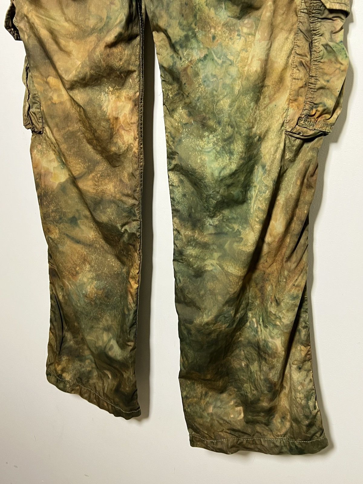Giorgio Armani giorgio armani tie dye cargo camo multipocket army pants Size US 31 - 13 Thumbnail