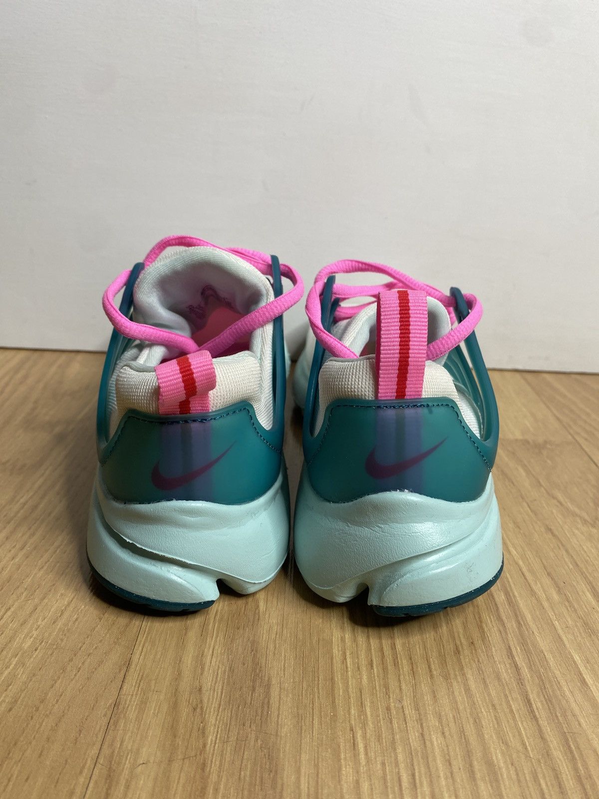 Nike Presto GS “White Jade Ice” Size US 6 / IT 36 - 4 Thumbnail