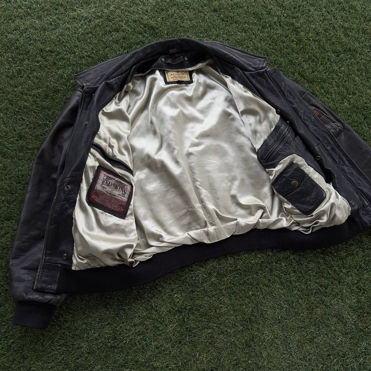 NFL VINTAGE REDSKINS FLIGHT LEATHER BOMBER JACKET RARE Size US XL / EU 56 / 4 - 12 Thumbnail